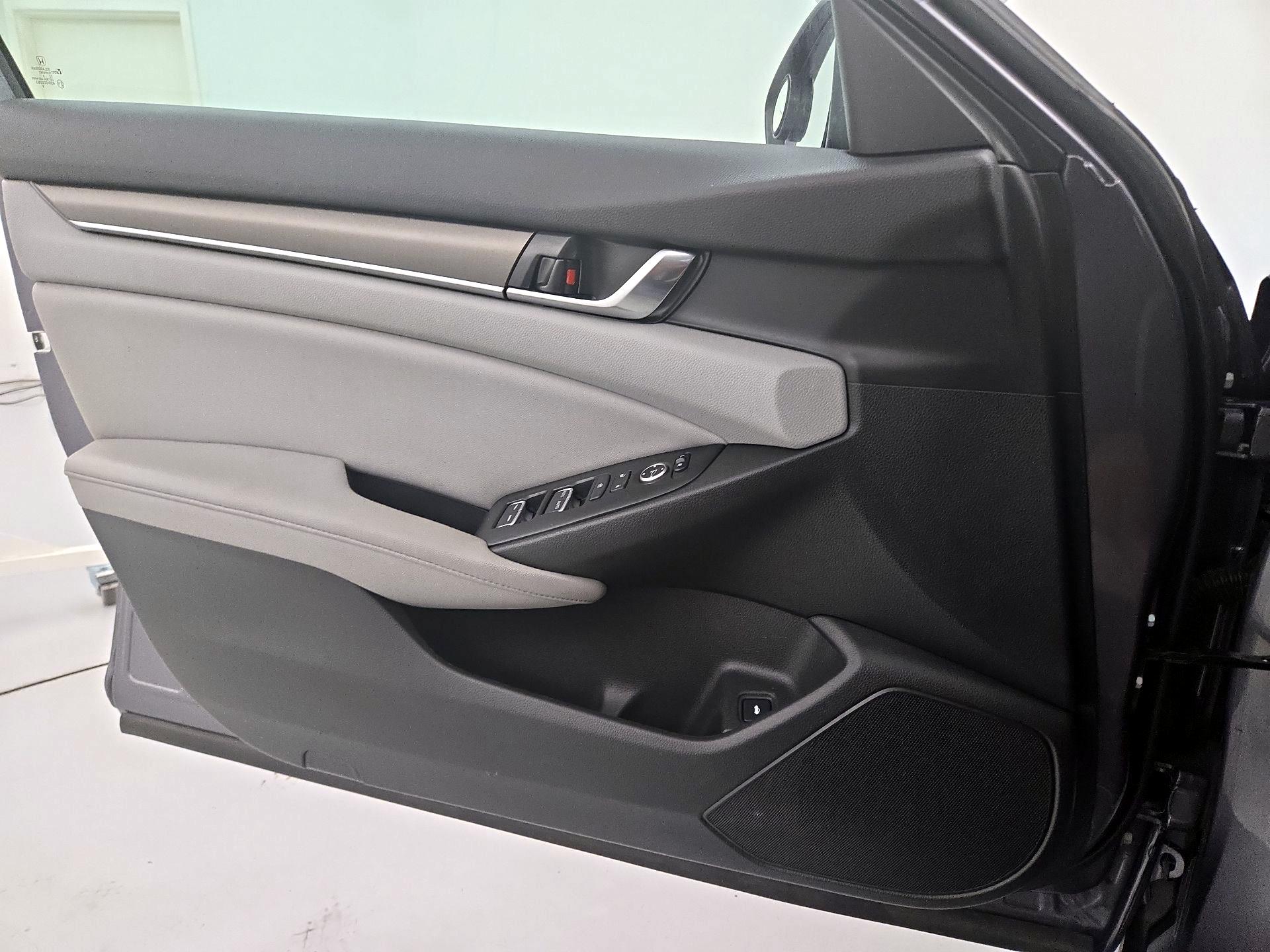 Thumbnail: 2019 Honda Accord - 12