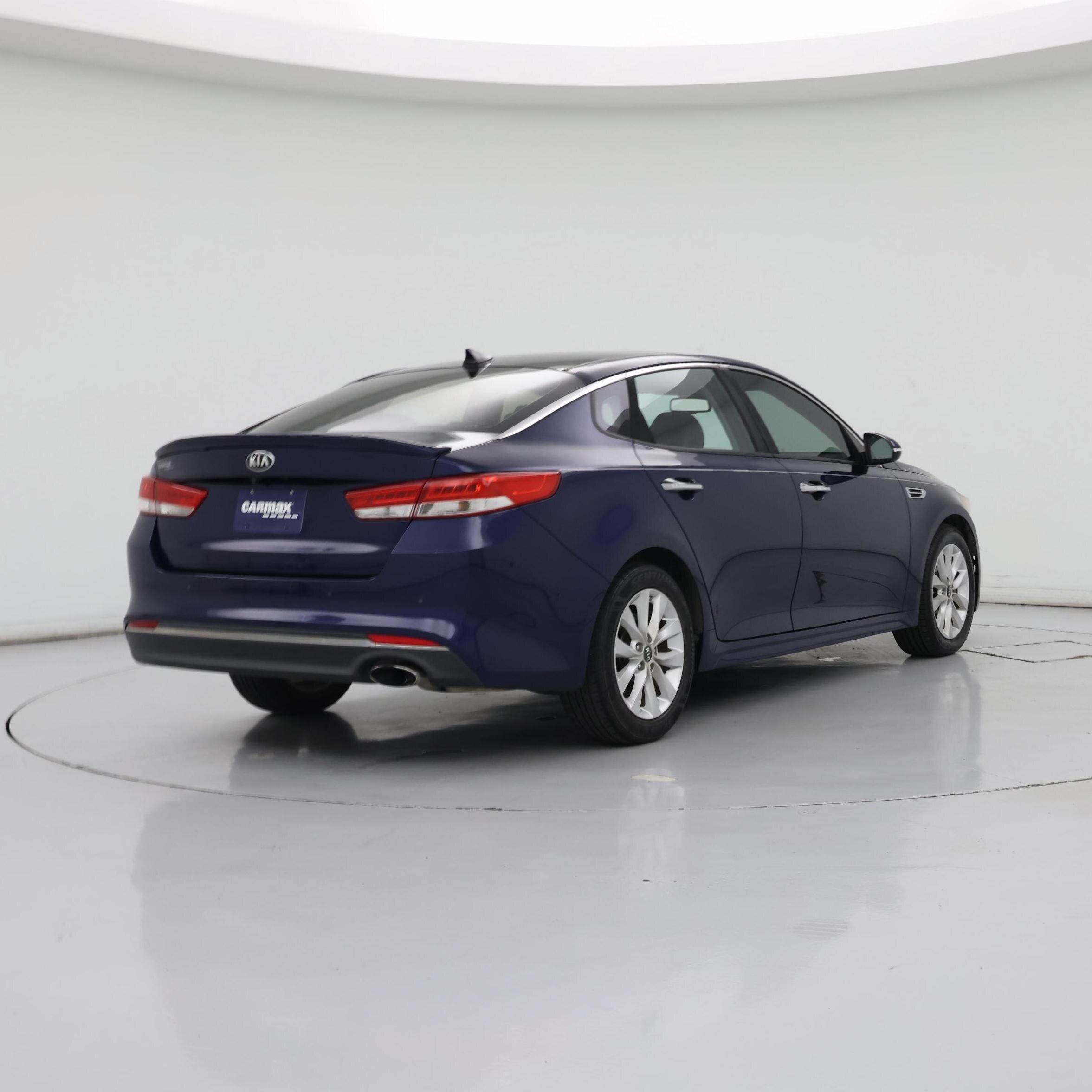 Thumbnail: 2016 Kia Optima - 8