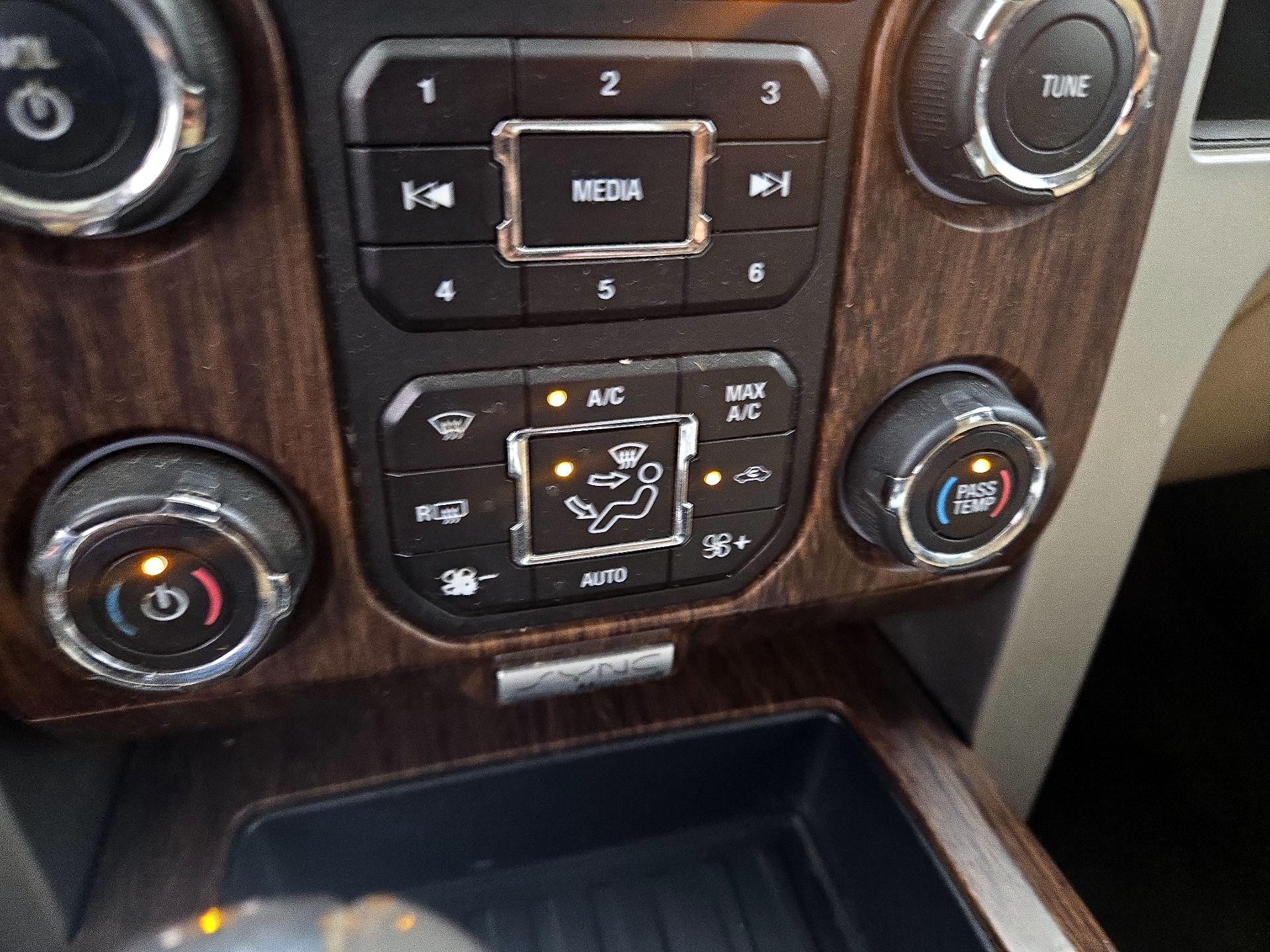 Thumbnail: 2014 Ford F-150 - 16