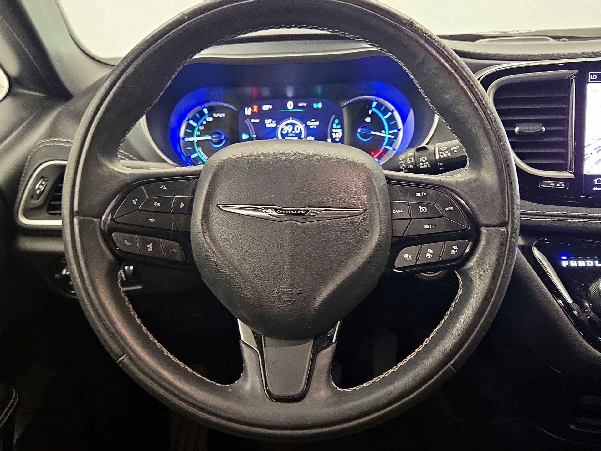 Thumbnail: 2022 Chrysler Pacifica - 10