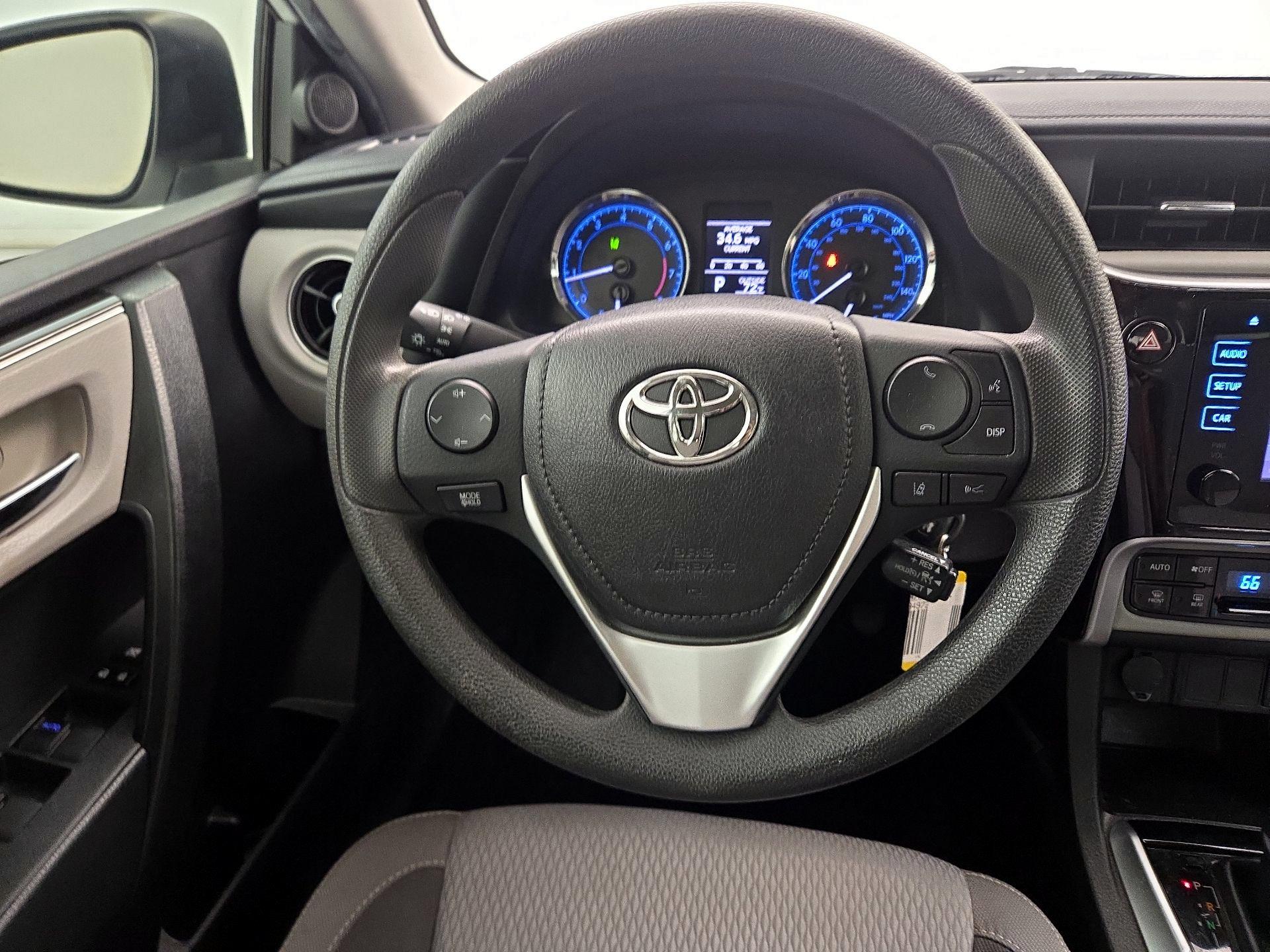 Thumbnail: 2019 Toyota Corolla - 10