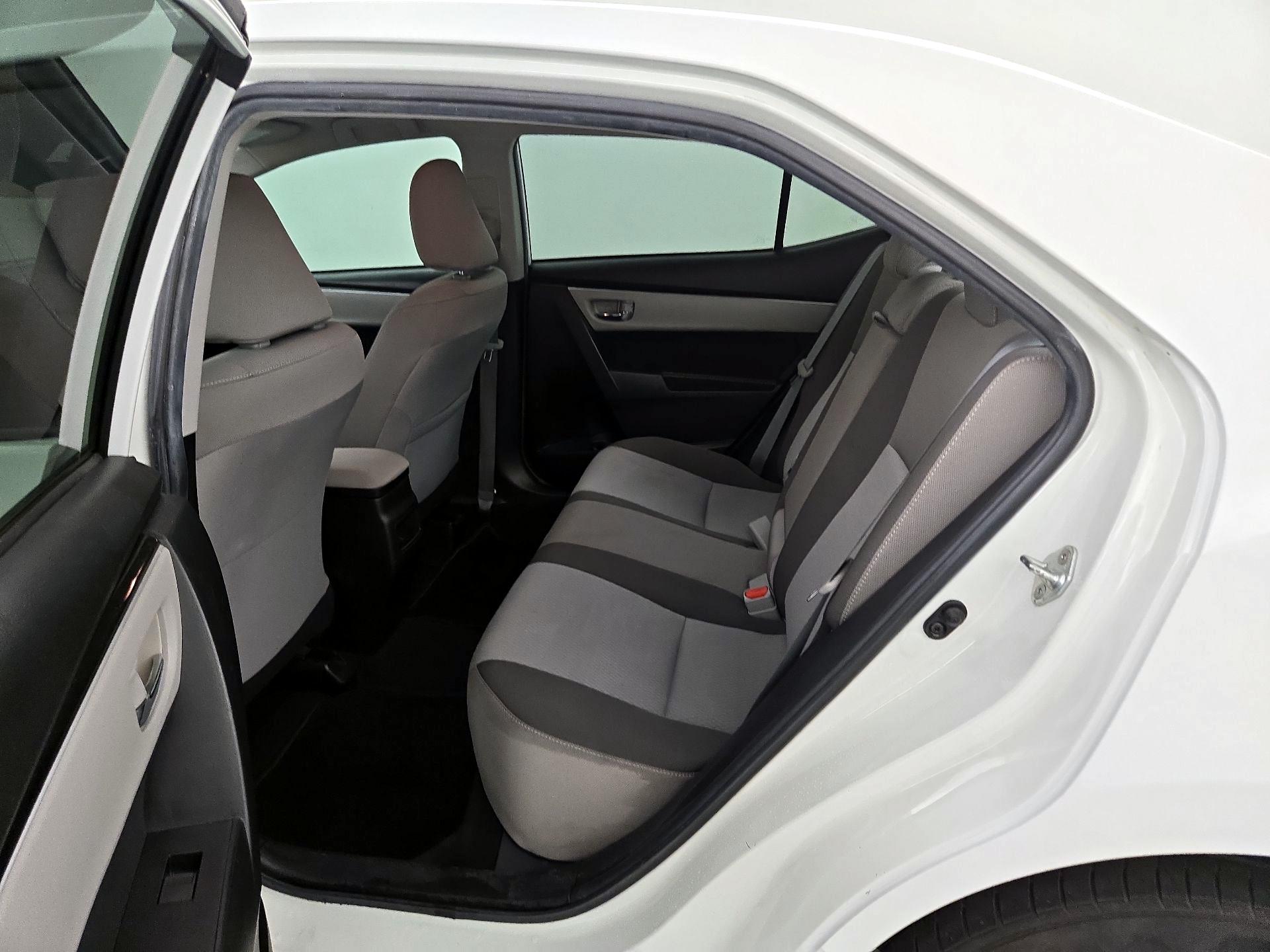 Thumbnail: 2019 Toyota Corolla - 19