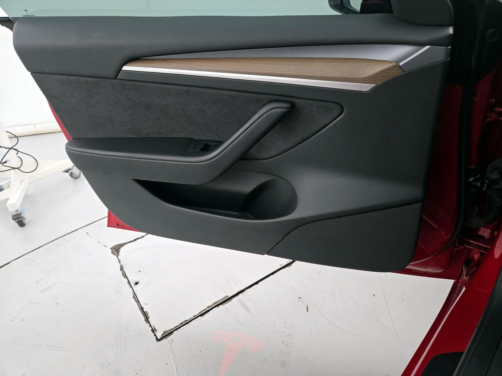 Thumbnail: 2022 Tesla Model 3 - 12