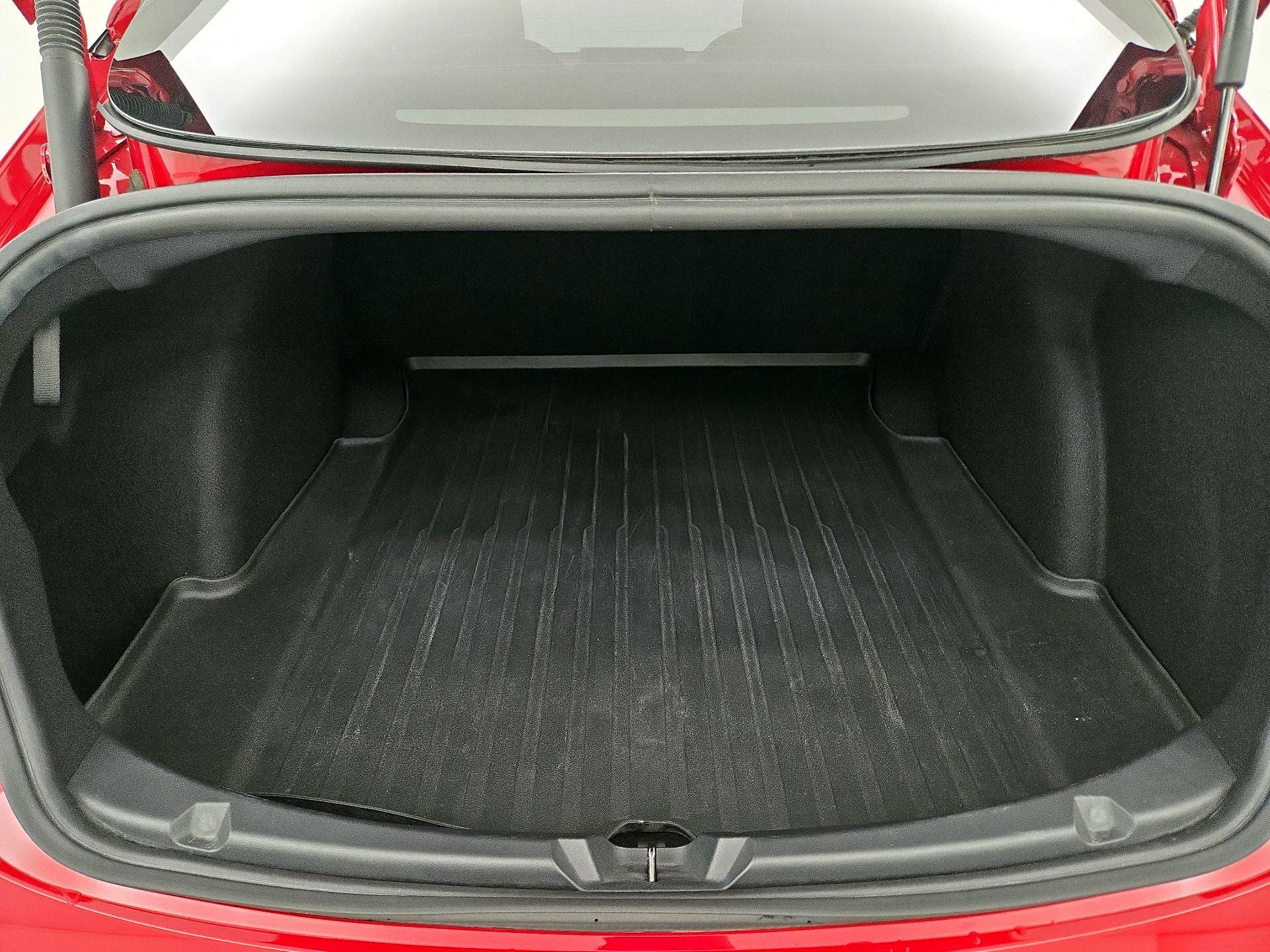 Thumbnail: 2022 Tesla Model 3 - 19