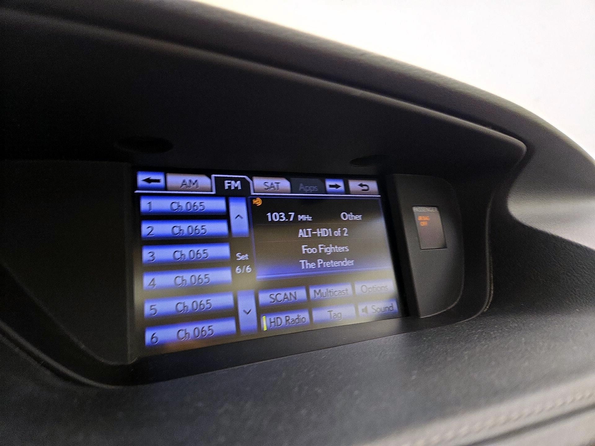 Thumbnail: 2014 Lexus ES - 16