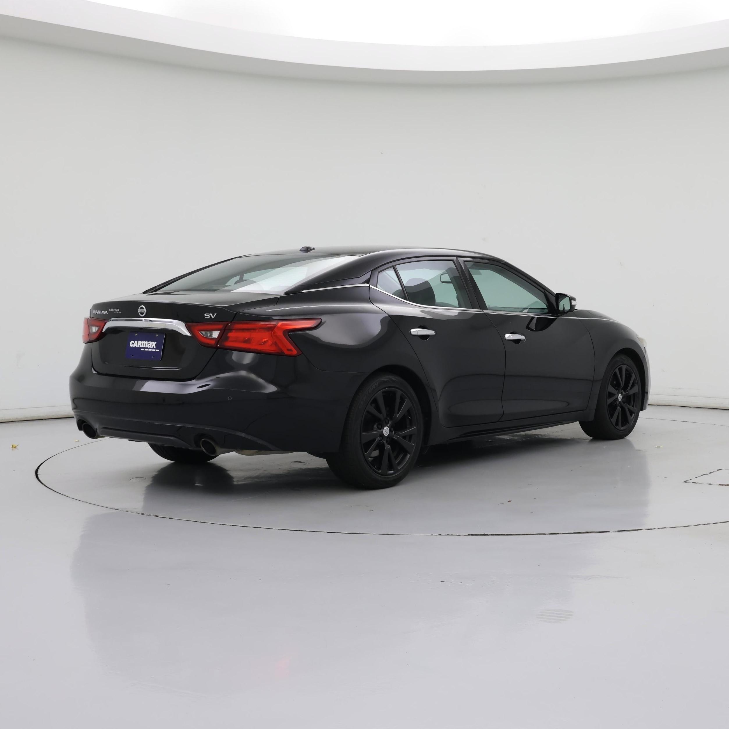 Thumbnail: 2017 Nissan Maxima - 8