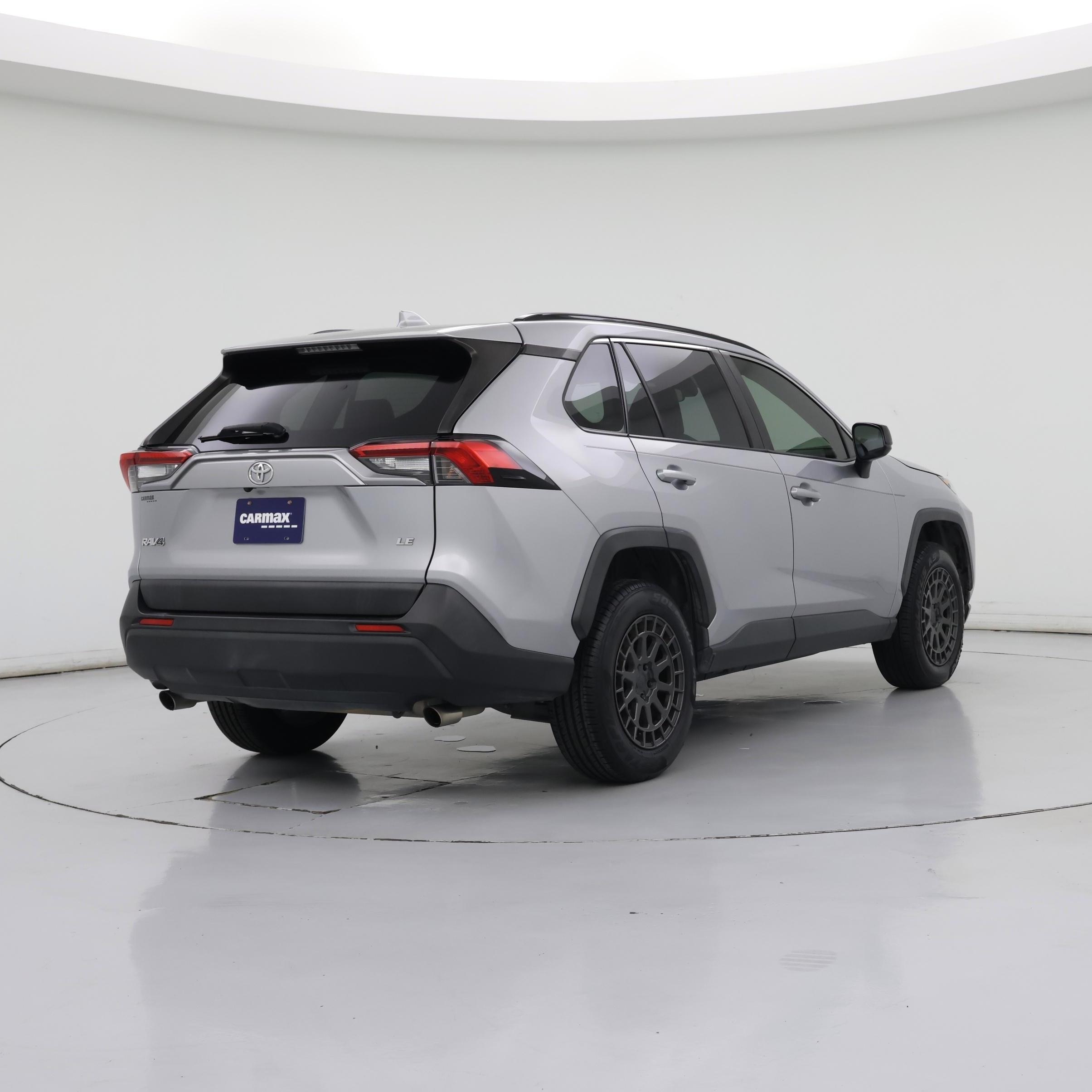 Thumbnail: 2020 Toyota RAV4 - 8