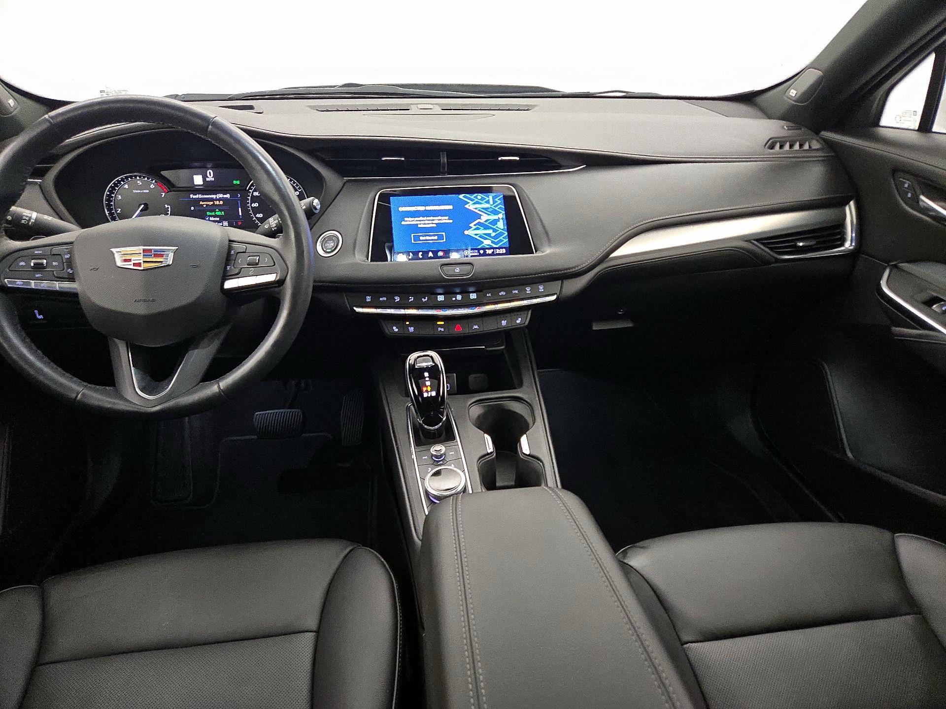 Thumbnail: 2023 Cadillac XT4 - 9