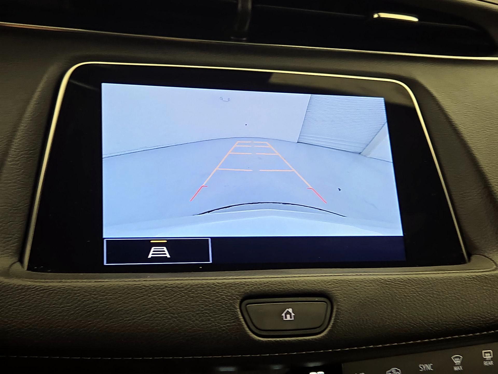 Thumbnail: 2023 Cadillac XT4 - 14