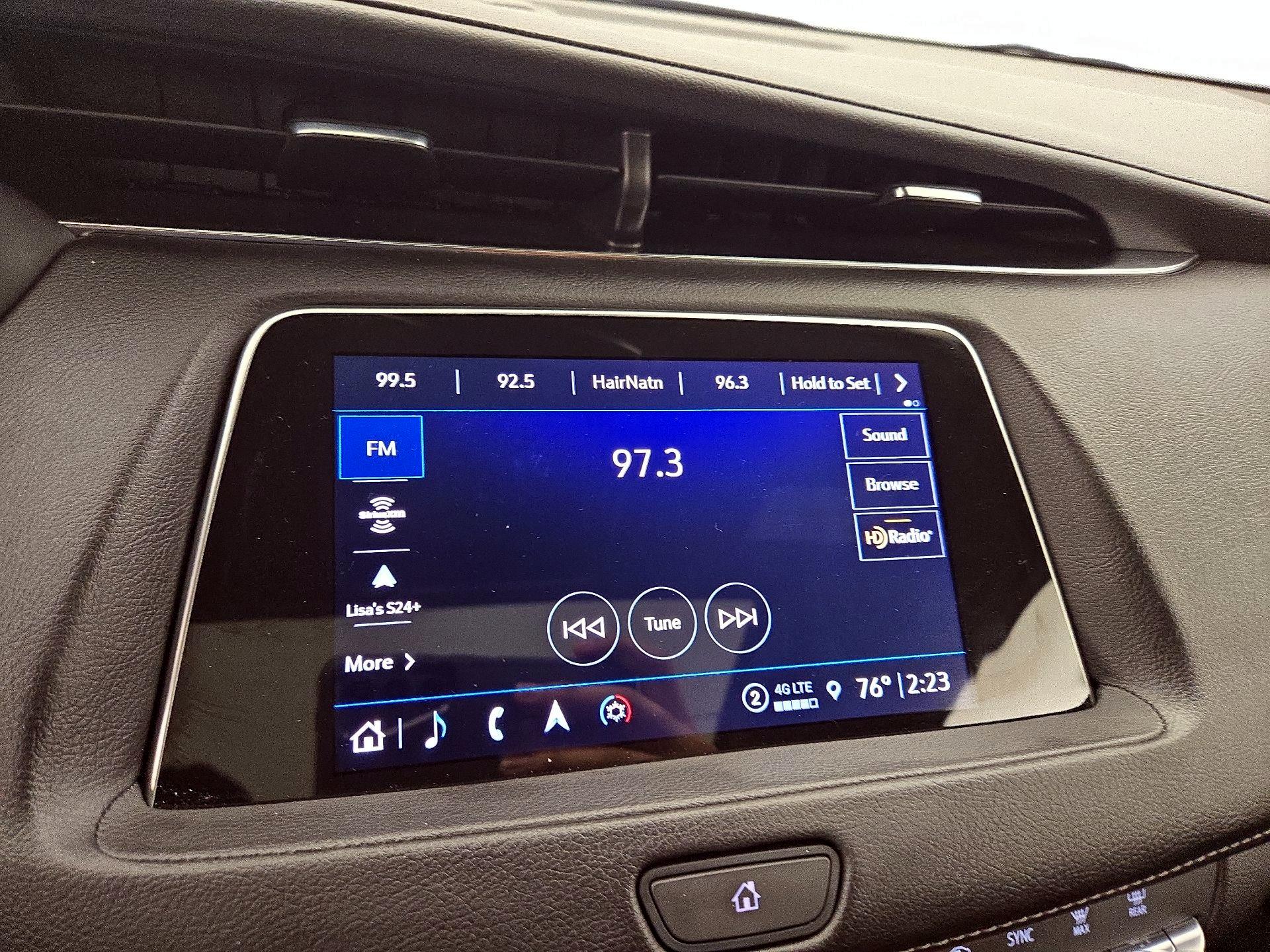 Thumbnail: 2023 Cadillac XT4 - 15