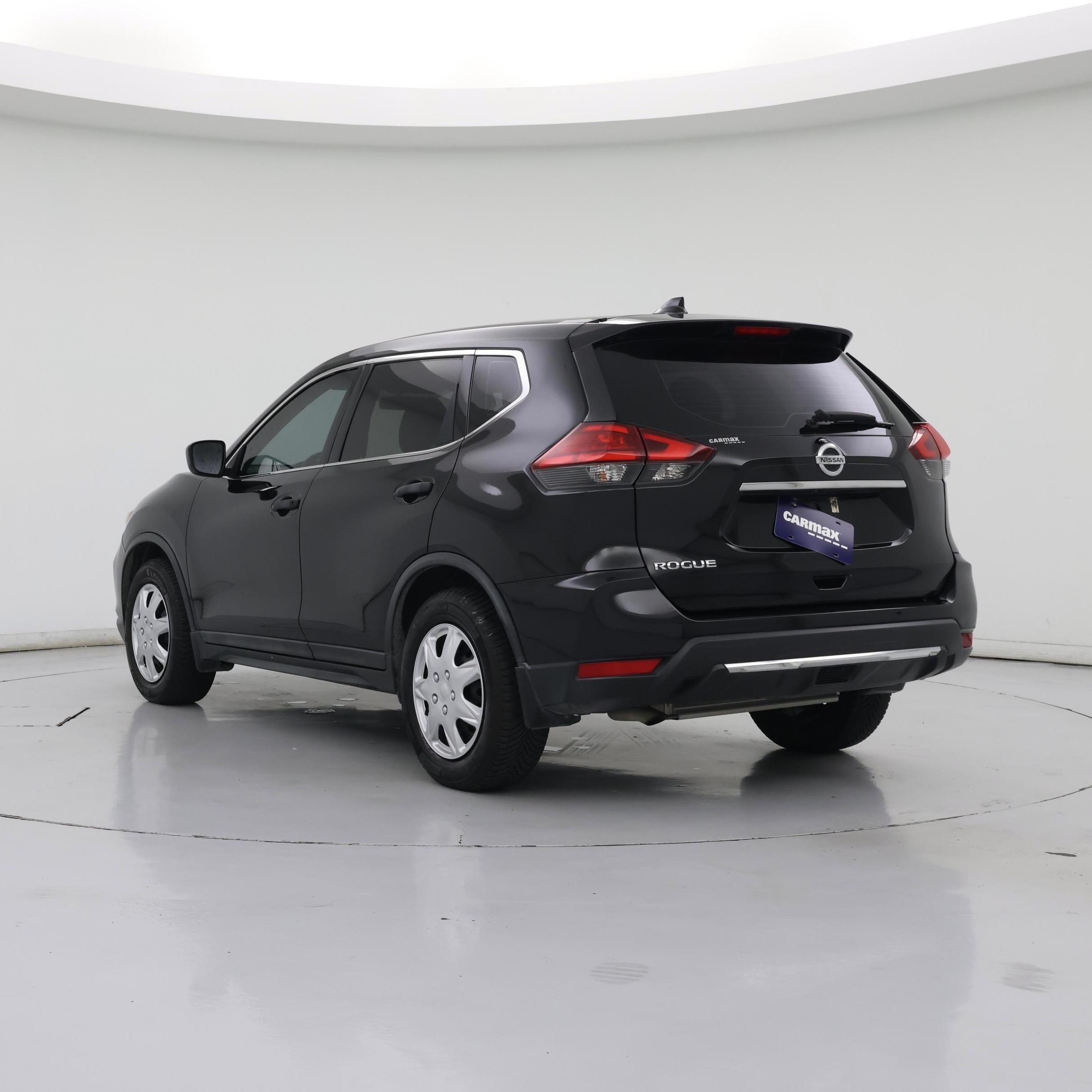 Thumbnail: 2017 Nissan Rogue - 2