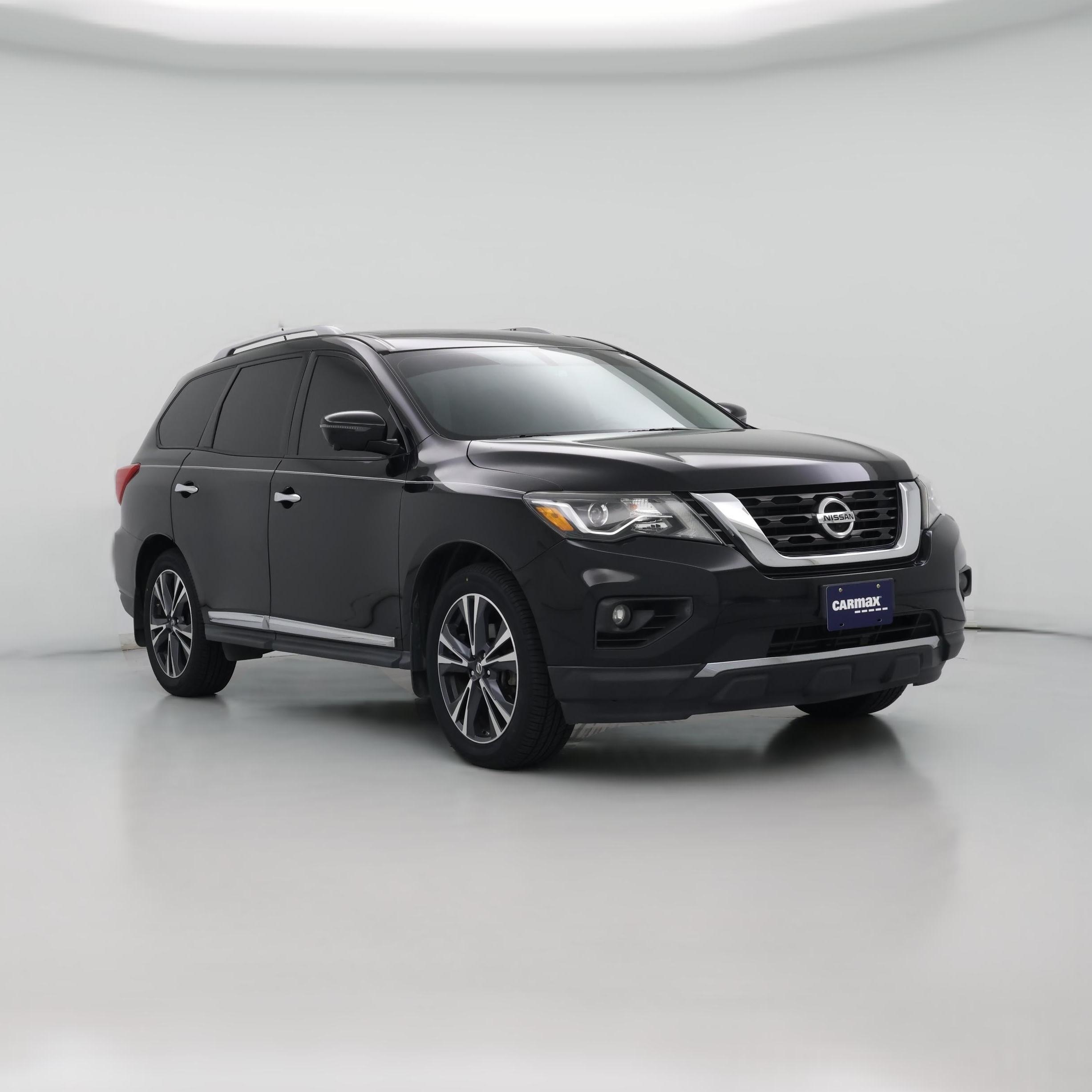 Thumbnail: 2017 Nissan Pathfinder - 1