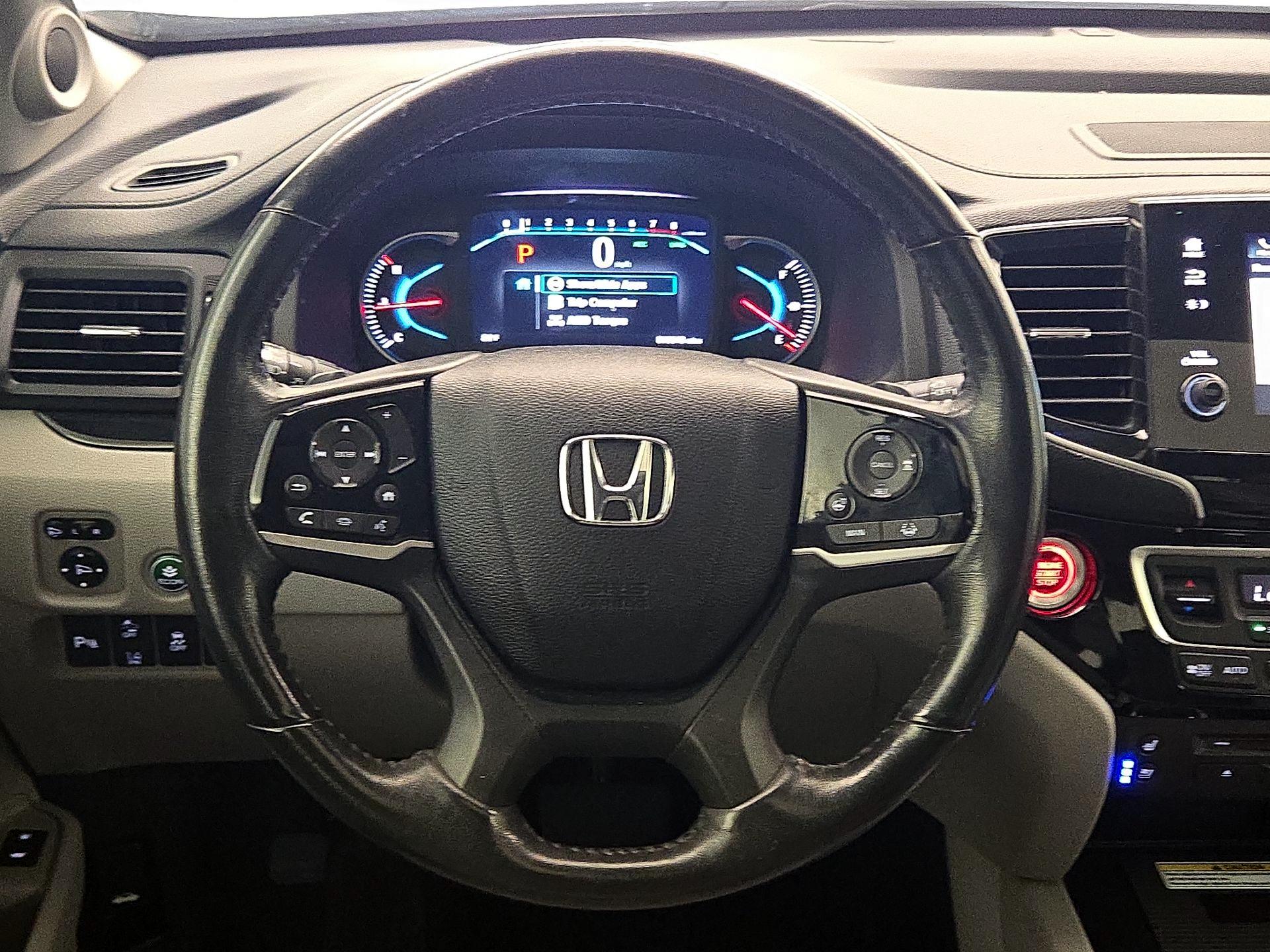 Thumbnail: 2019 Honda Pilot - 10