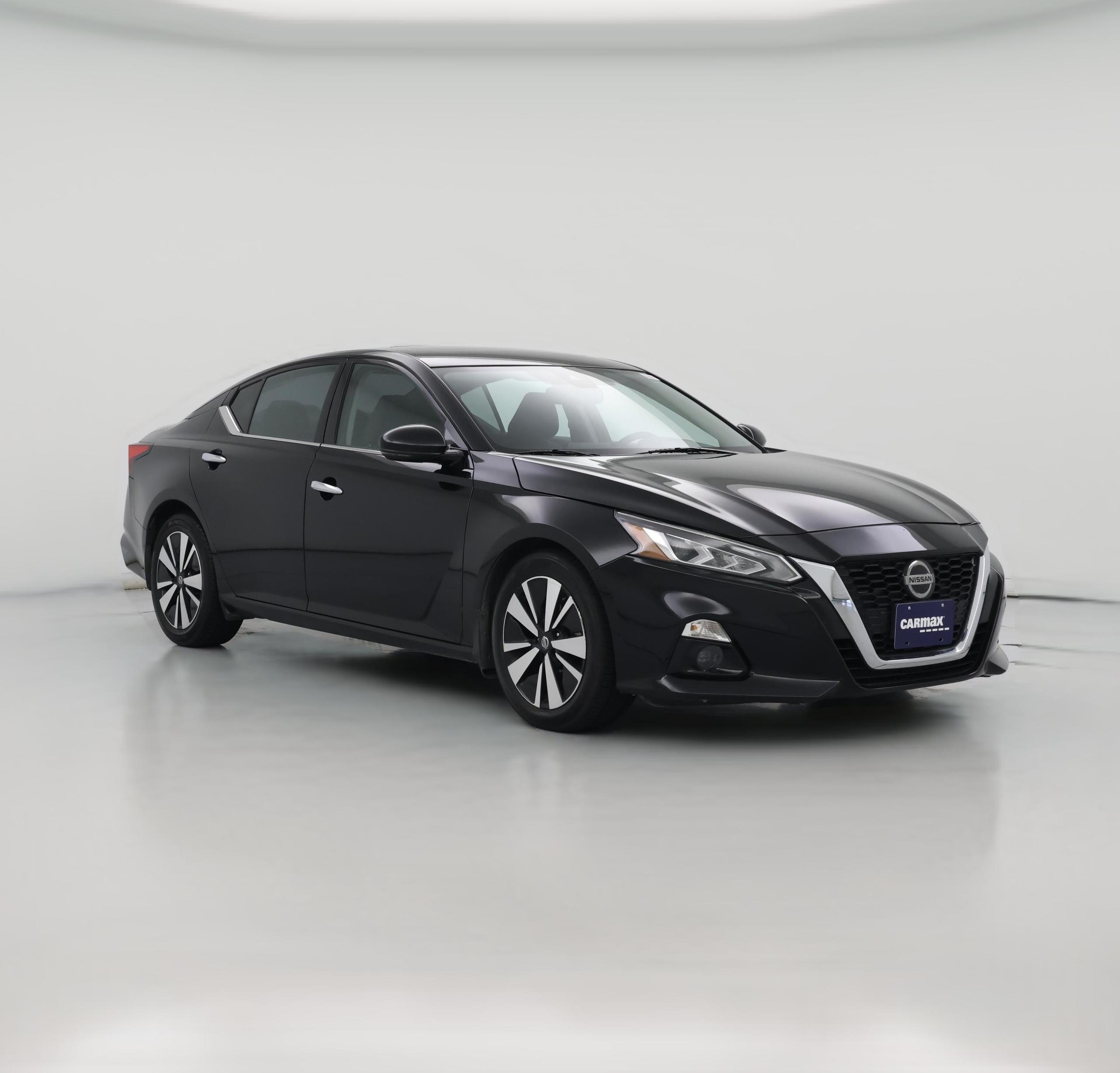 Thumbnail: 2020 Nissan Altima - 1