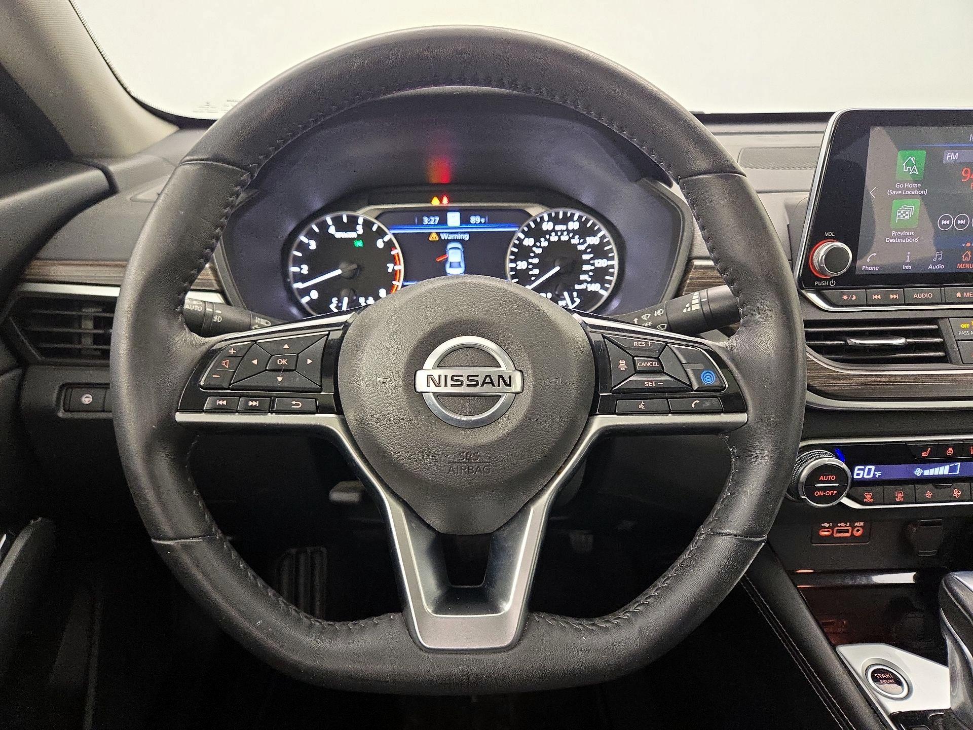 Thumbnail: 2020 Nissan Altima - 10