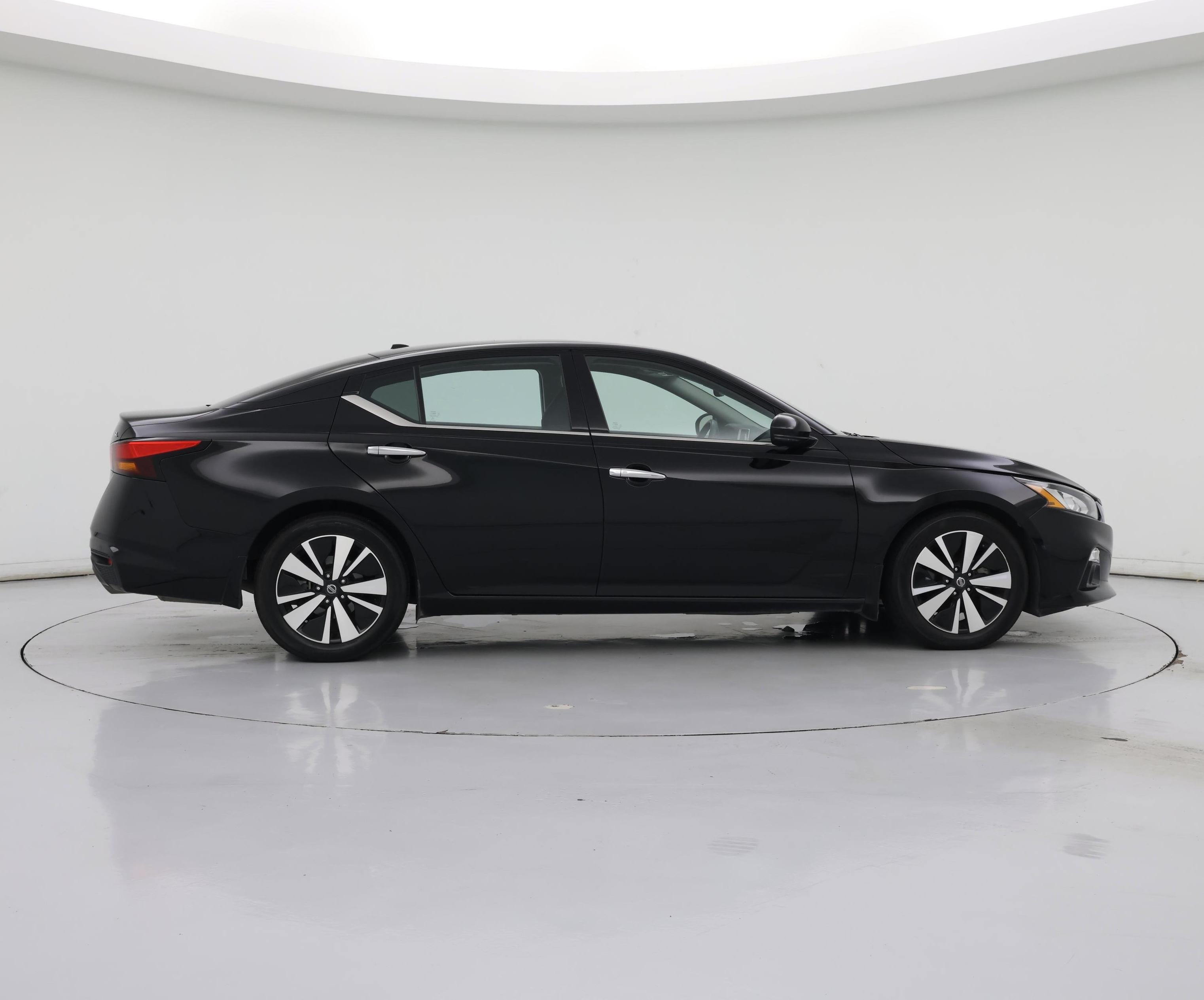 Thumbnail: 2020 Nissan Altima - 7