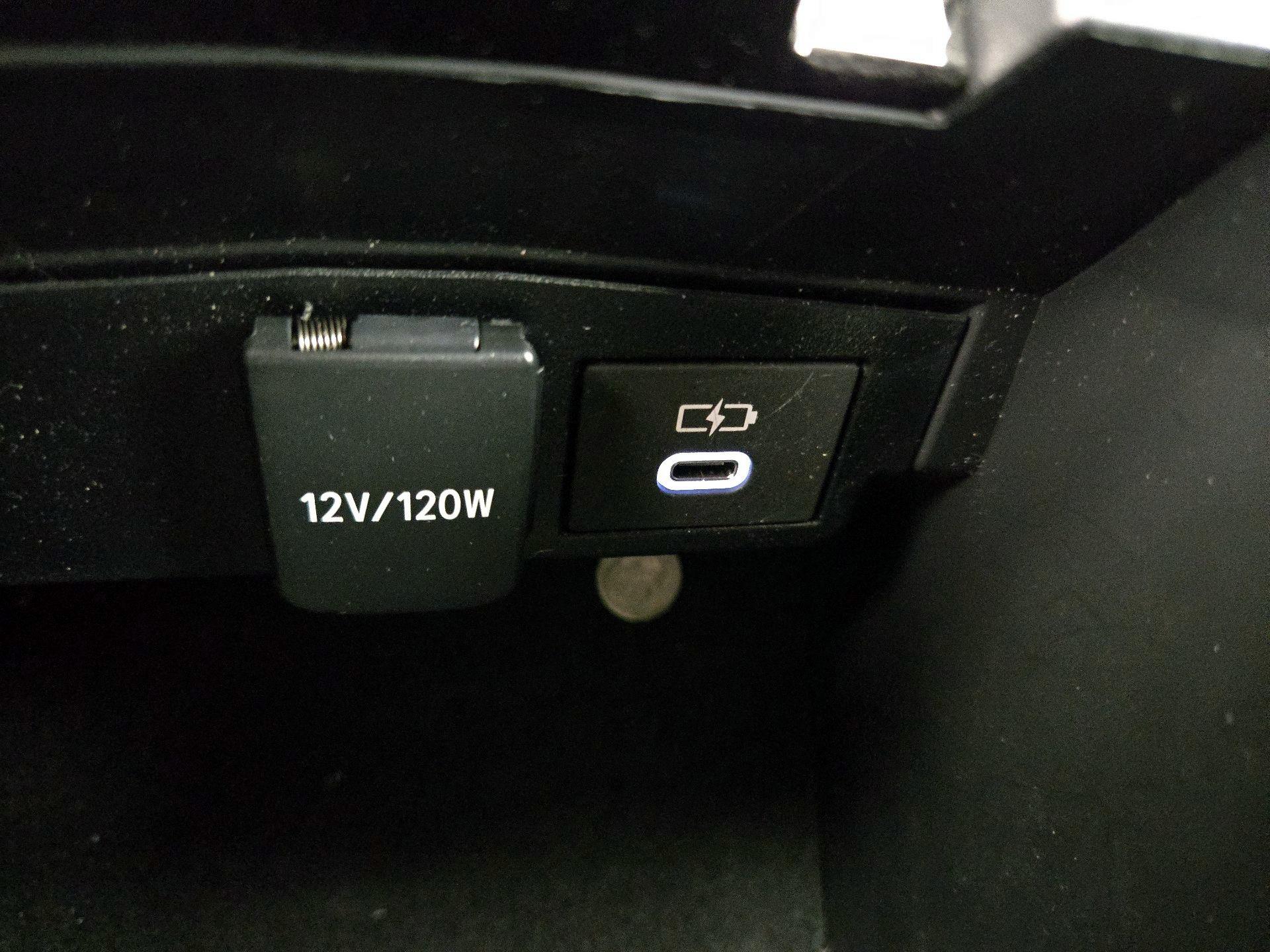 Thumbnail: 2024 Toyota Corolla - 18