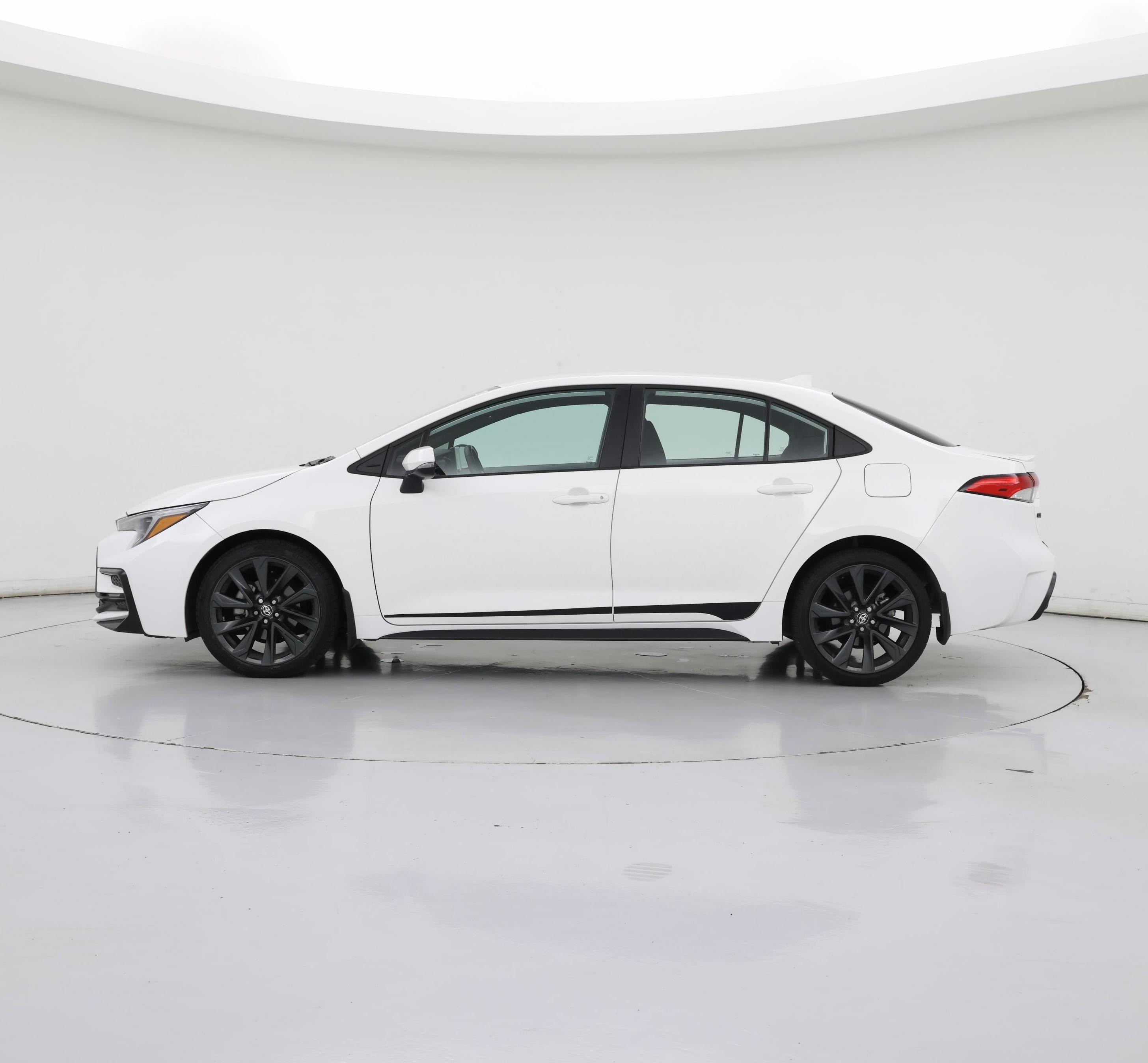 Thumbnail: 2024 Toyota Corolla - 3
