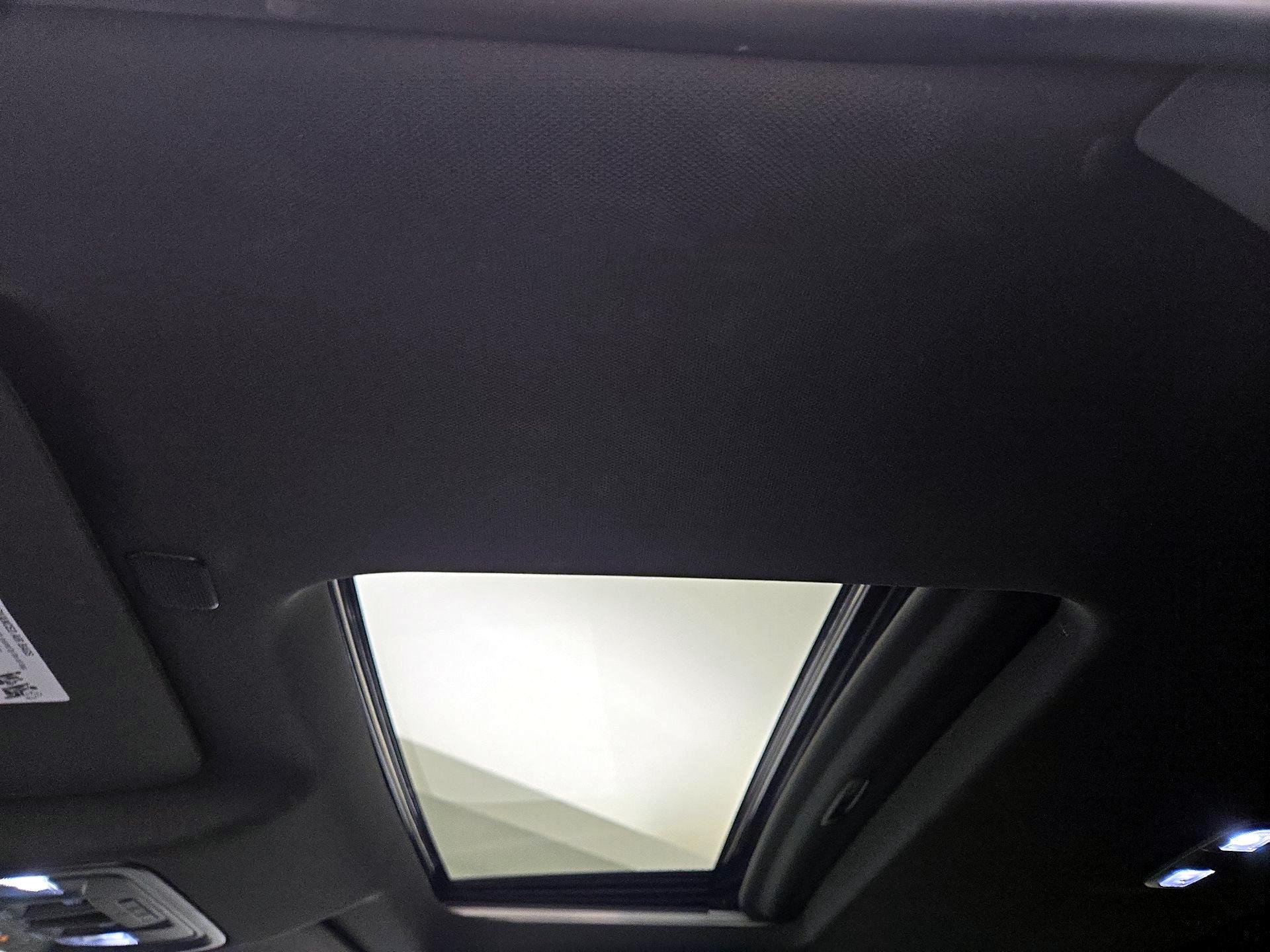 Thumbnail: 2022 GMC Sierra 1500 - 20