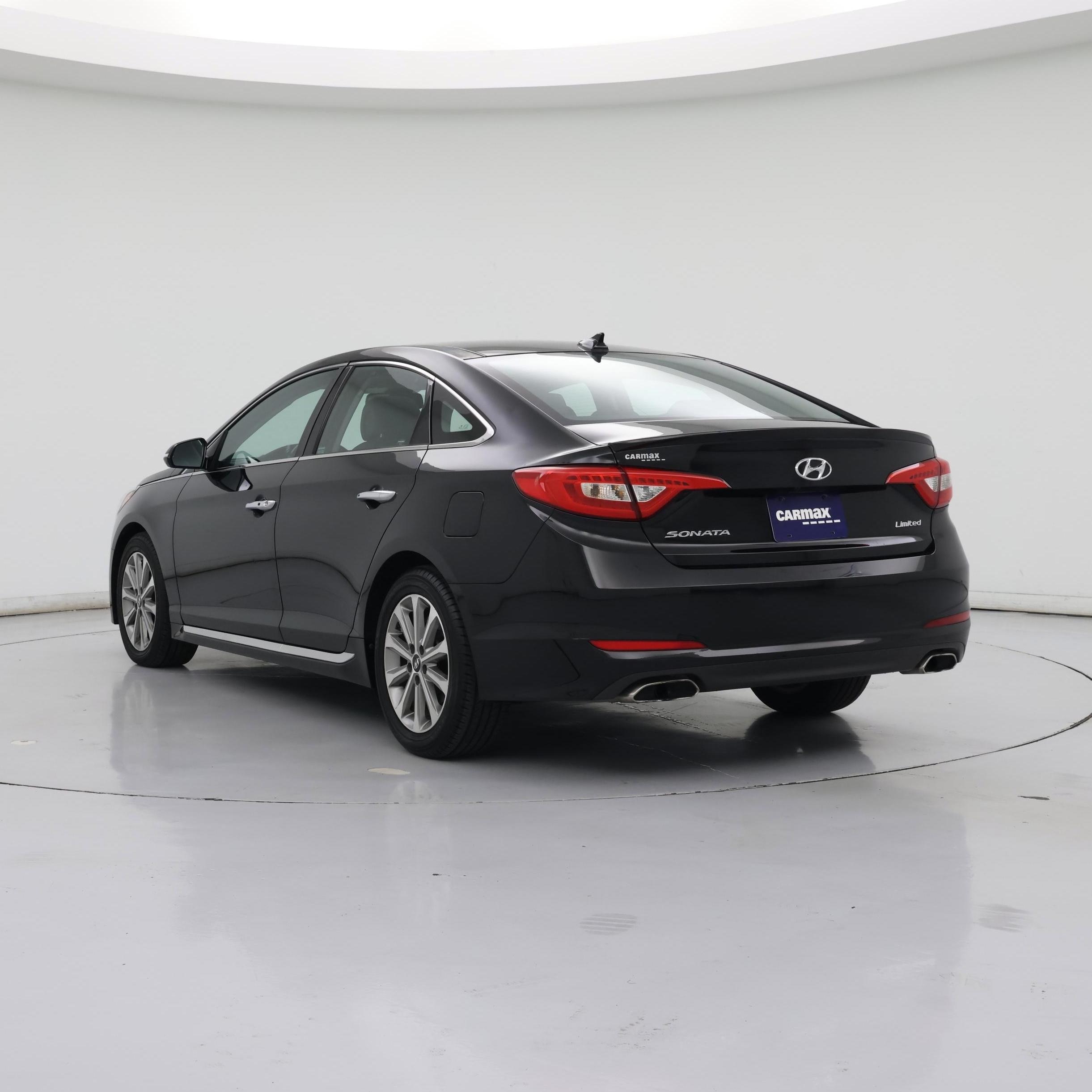Thumbnail: 2016 Hyundai Sonata - 2