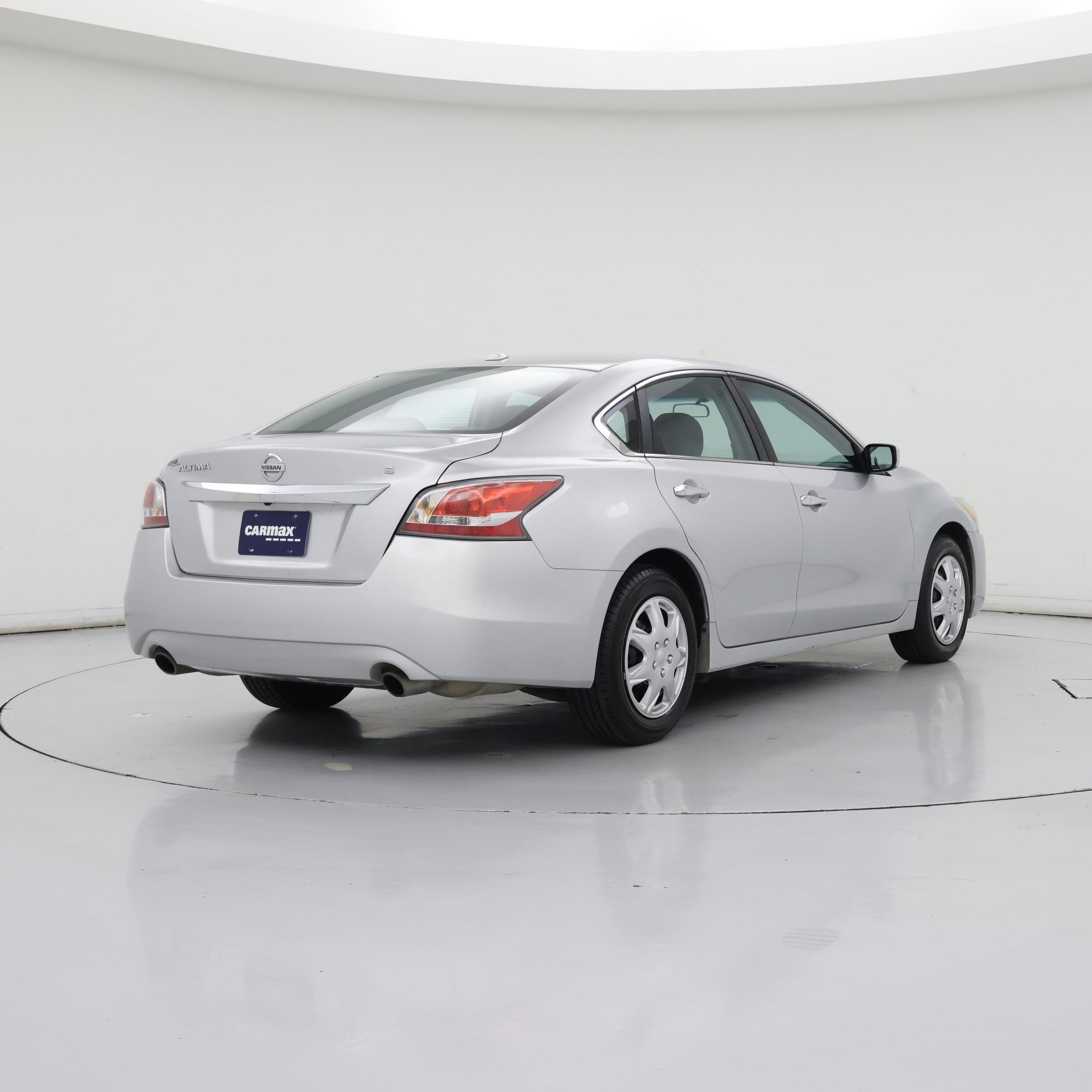 Thumbnail: 2015 Nissan Altima - 8