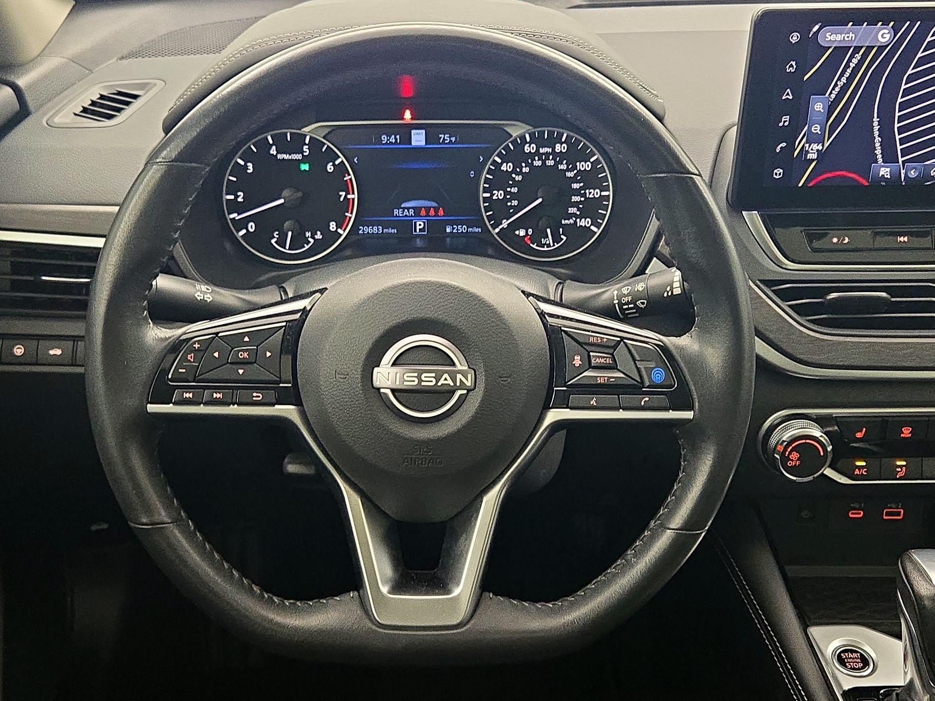 Thumbnail: 2023 Nissan Altima - 10