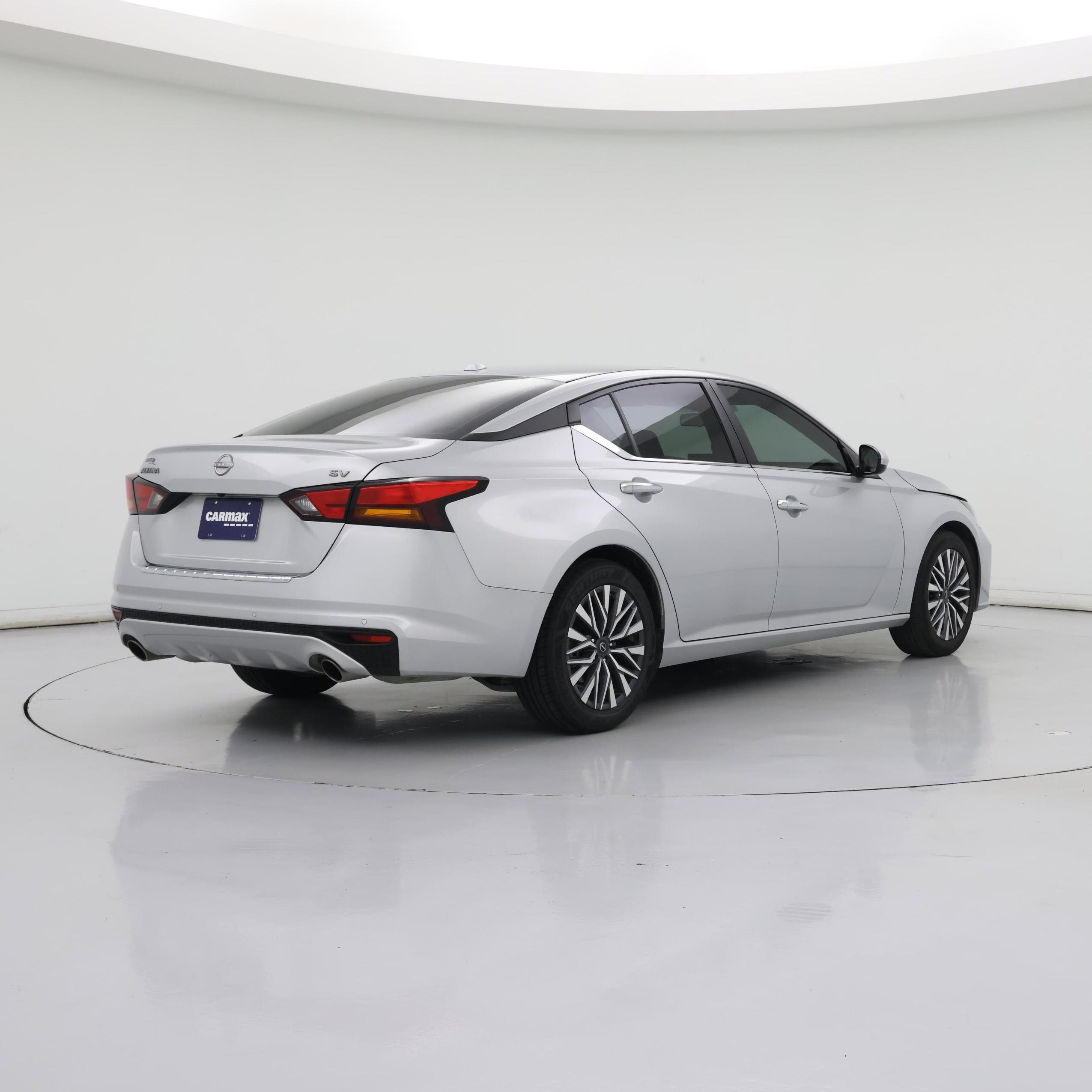 Thumbnail: 2023 Nissan Altima - 8