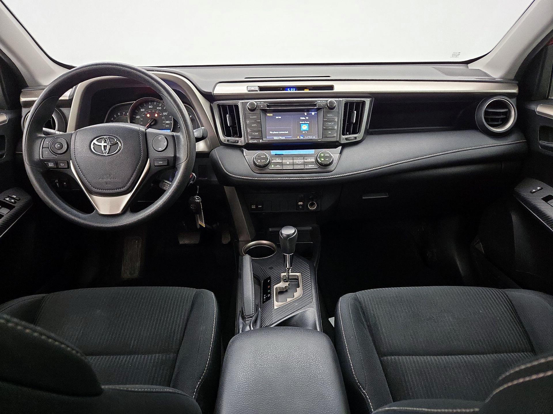 Thumbnail: 2015 Toyota RAV4 - 9