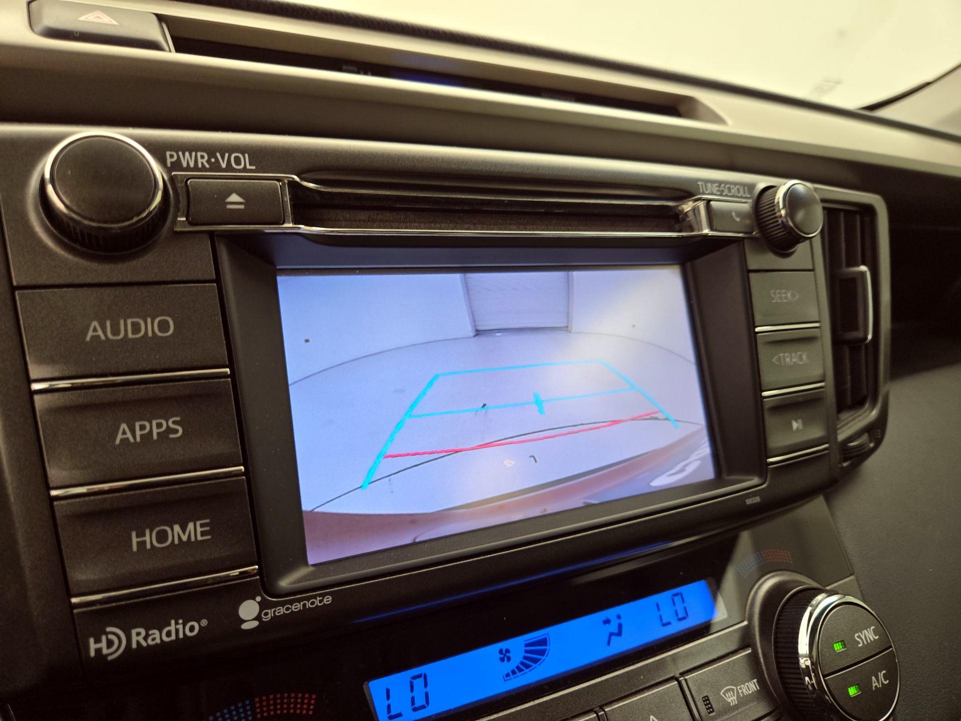 Thumbnail: 2015 Toyota RAV4 - 14