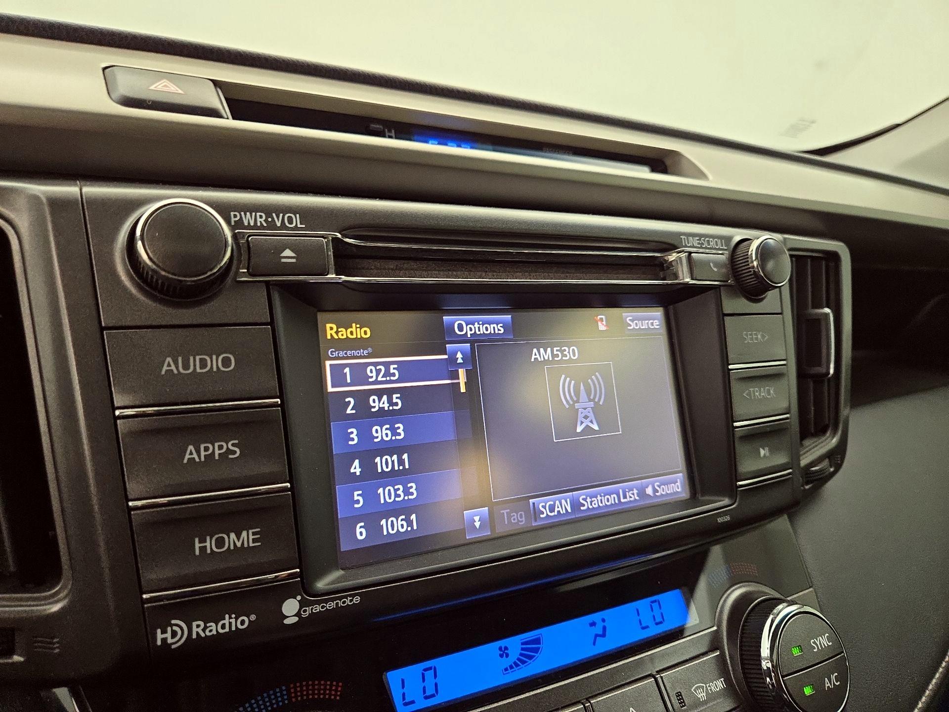 Thumbnail: 2015 Toyota RAV4 - 15