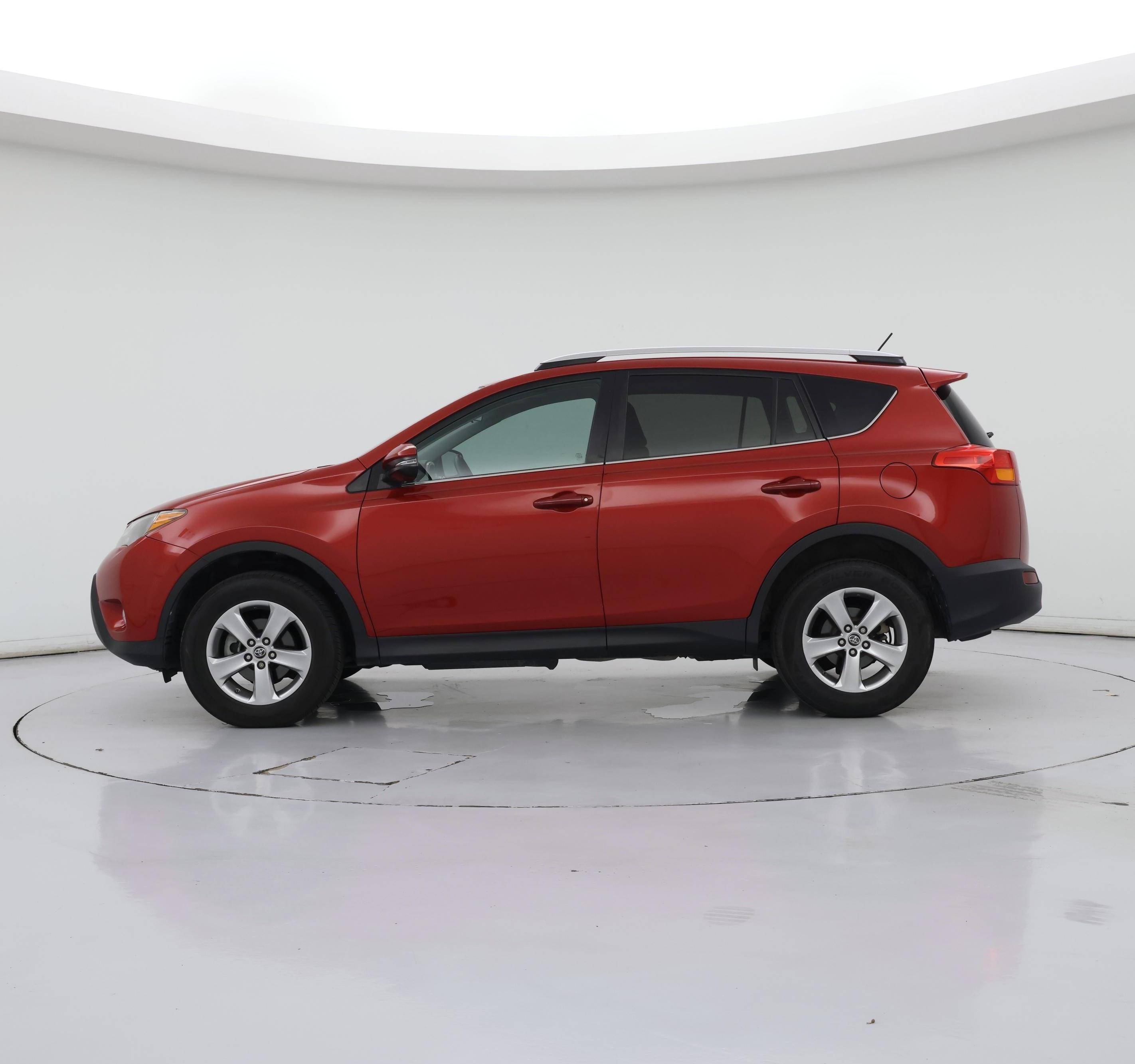Thumbnail: 2015 Toyota RAV4 - 3