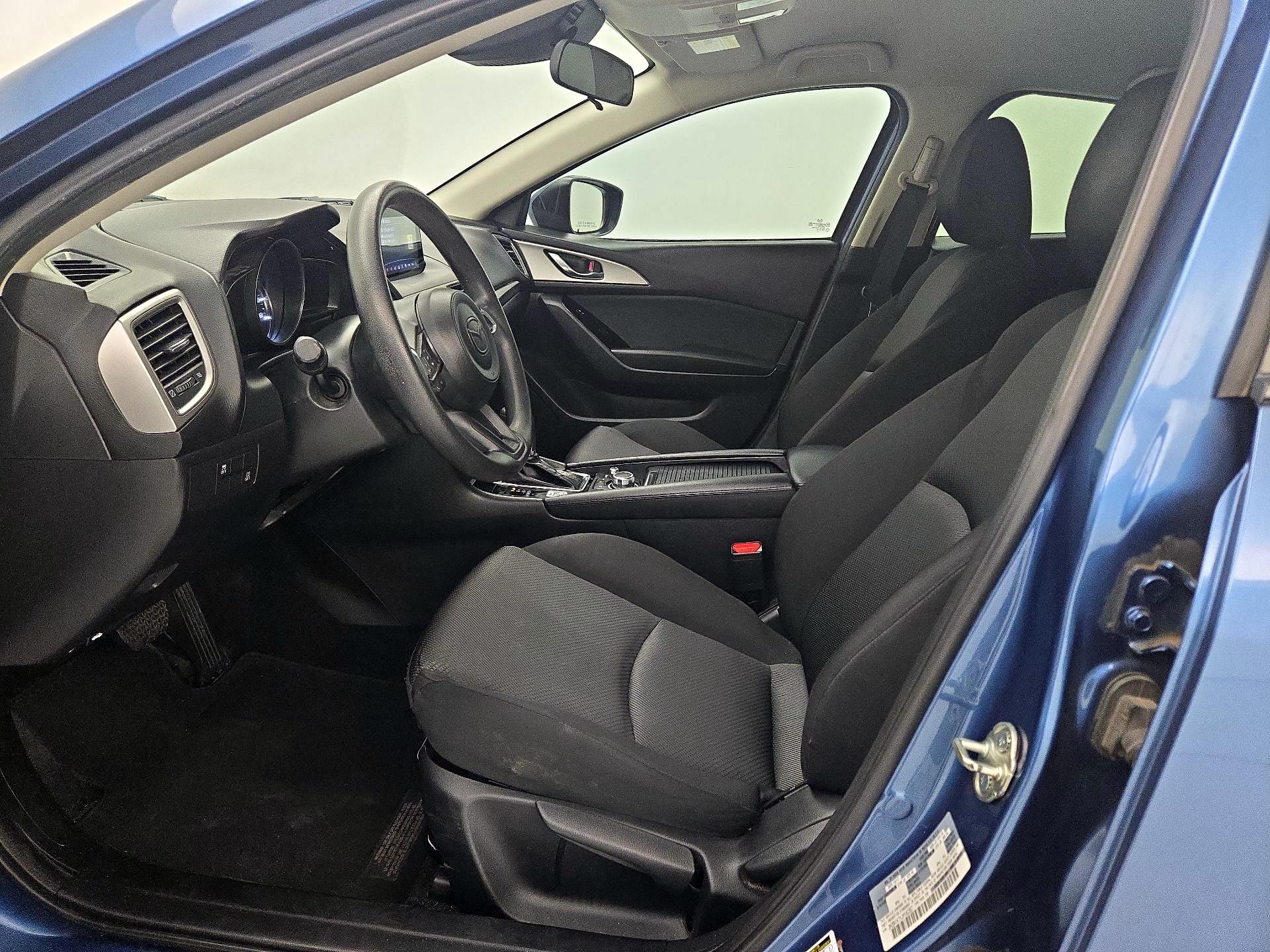Thumbnail: 2018 Mazda Mazda3 - 11