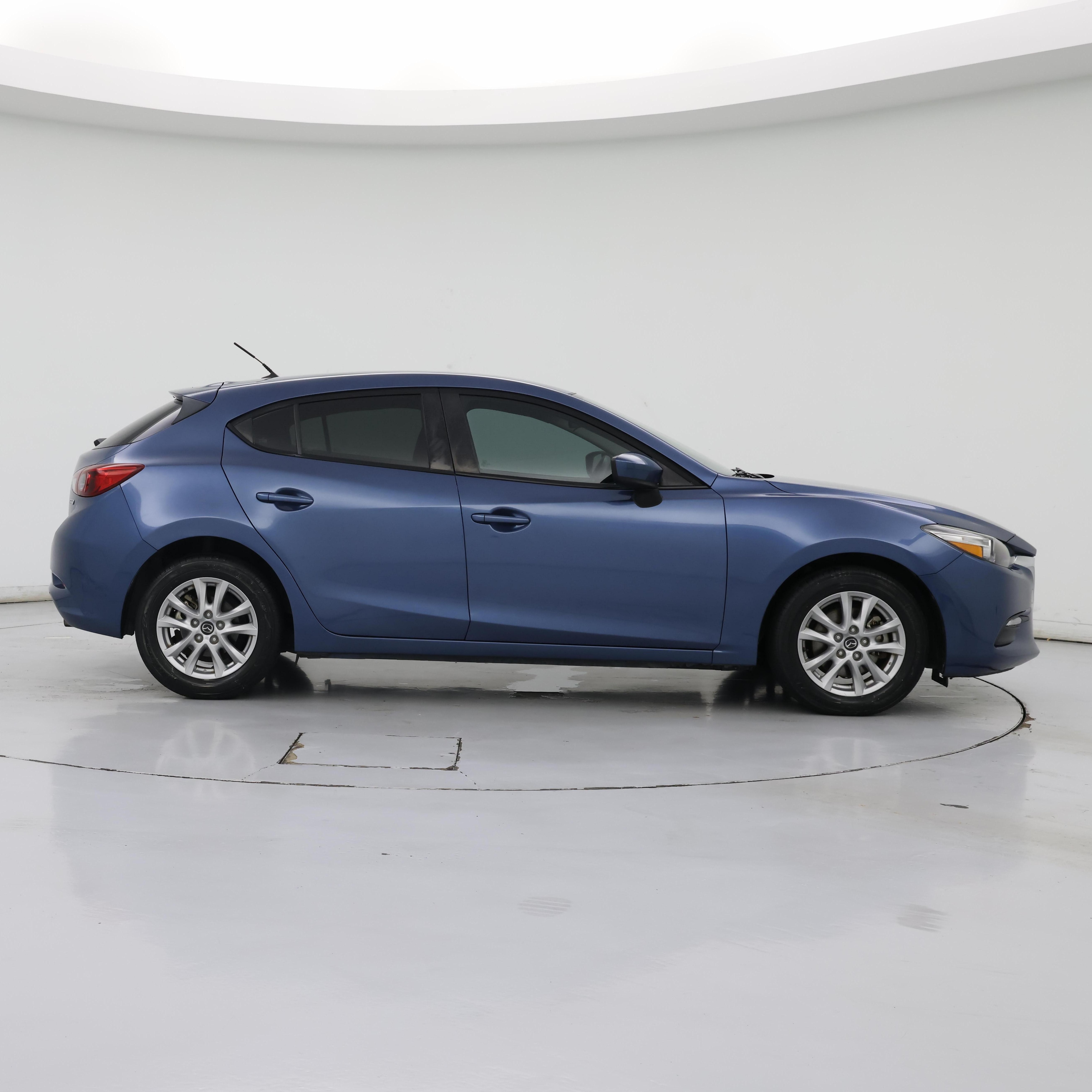 Thumbnail: 2018 Mazda Mazda3 - 7