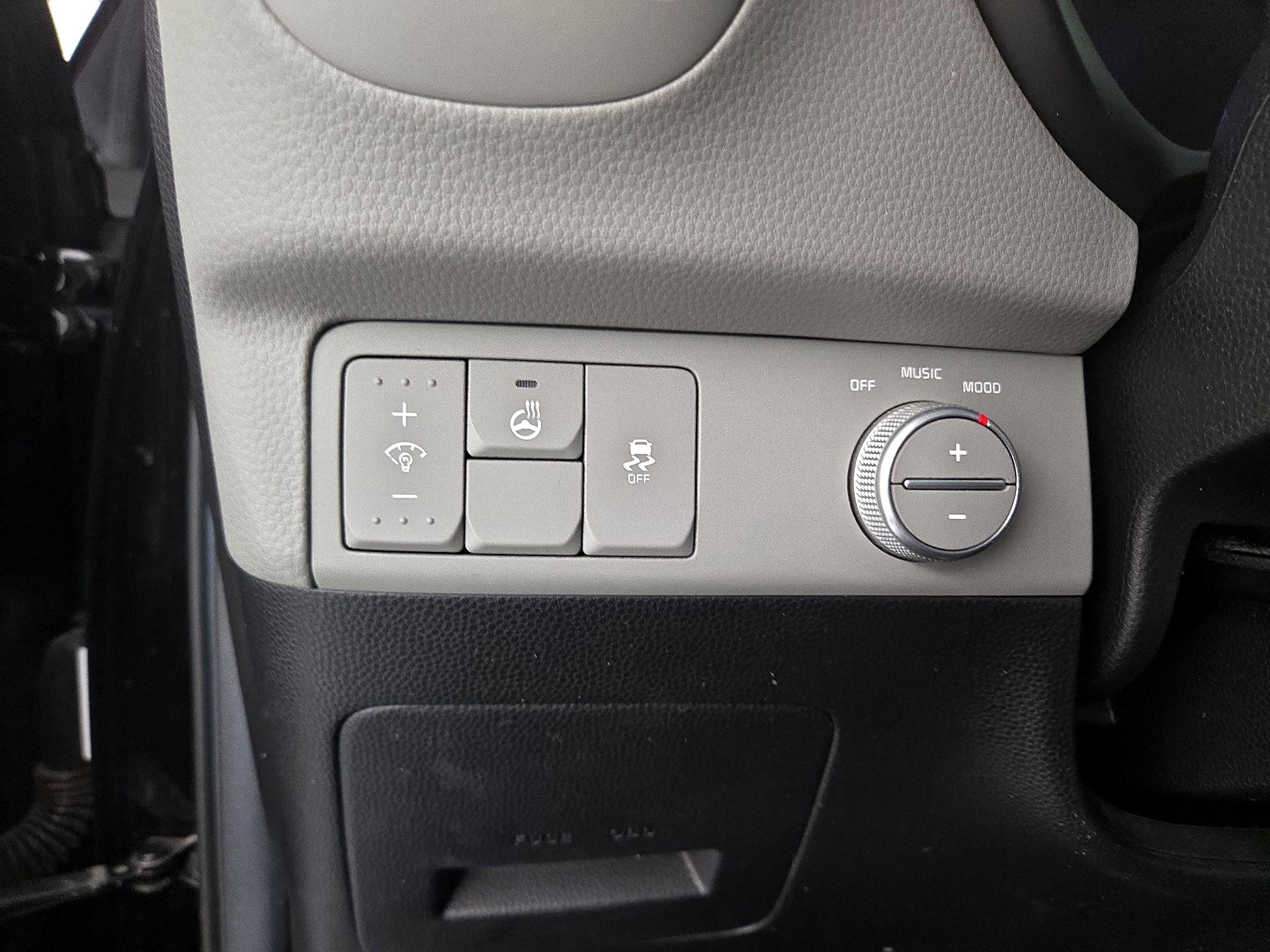 Thumbnail: 2016 Kia Soul - 13
