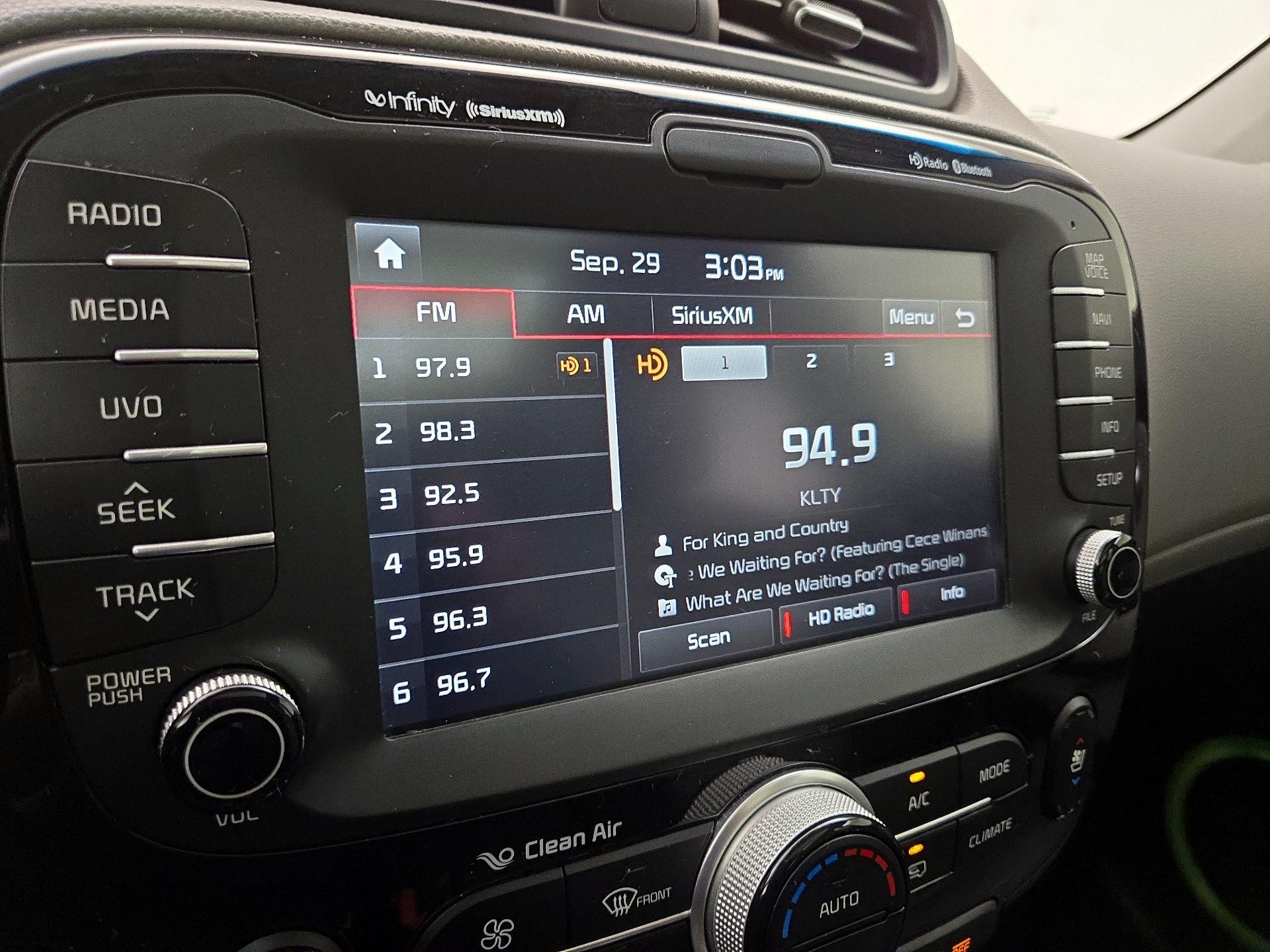 Thumbnail: 2016 Kia Soul - 16