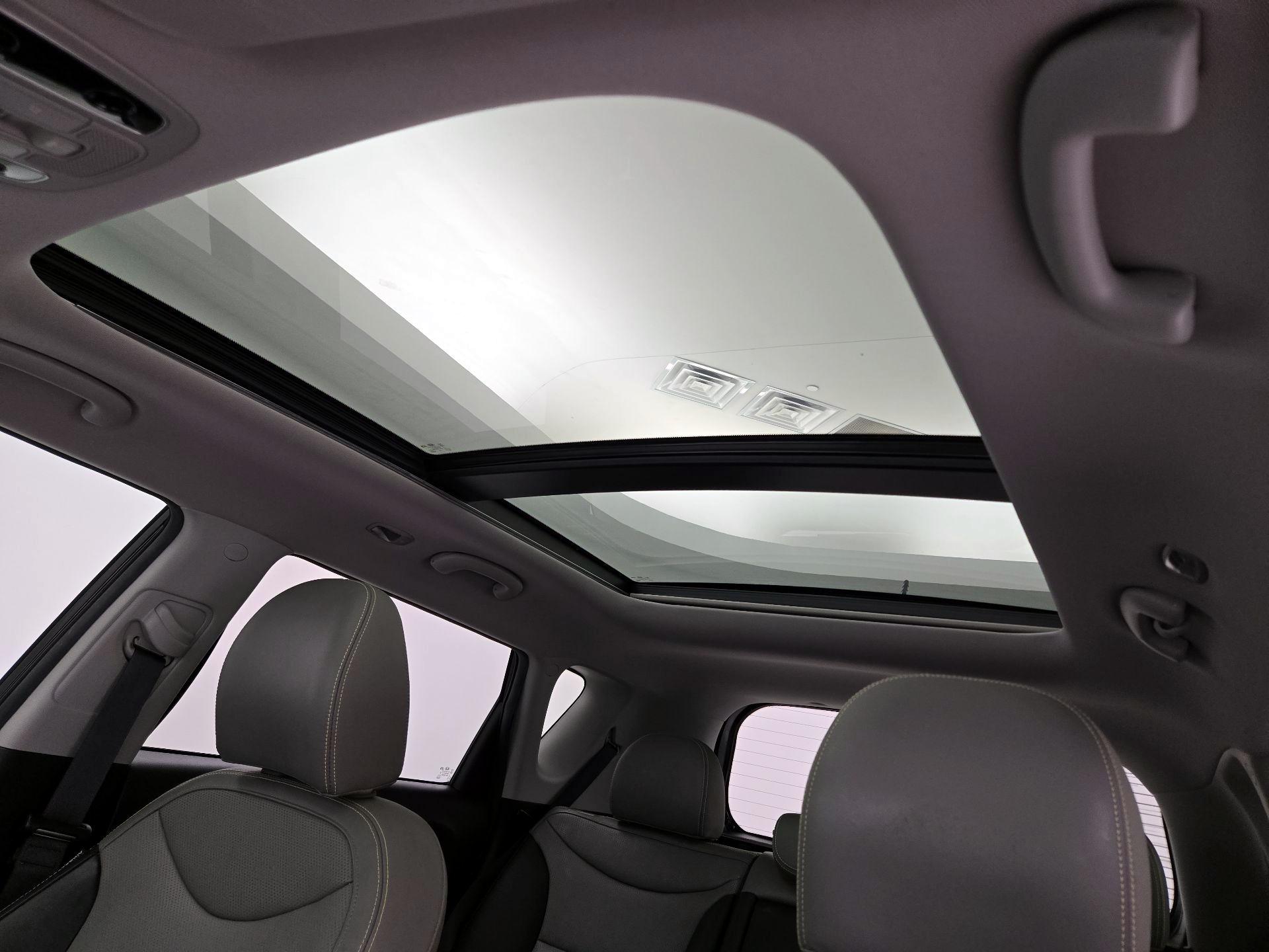 Thumbnail: 2016 Kia Soul - 20