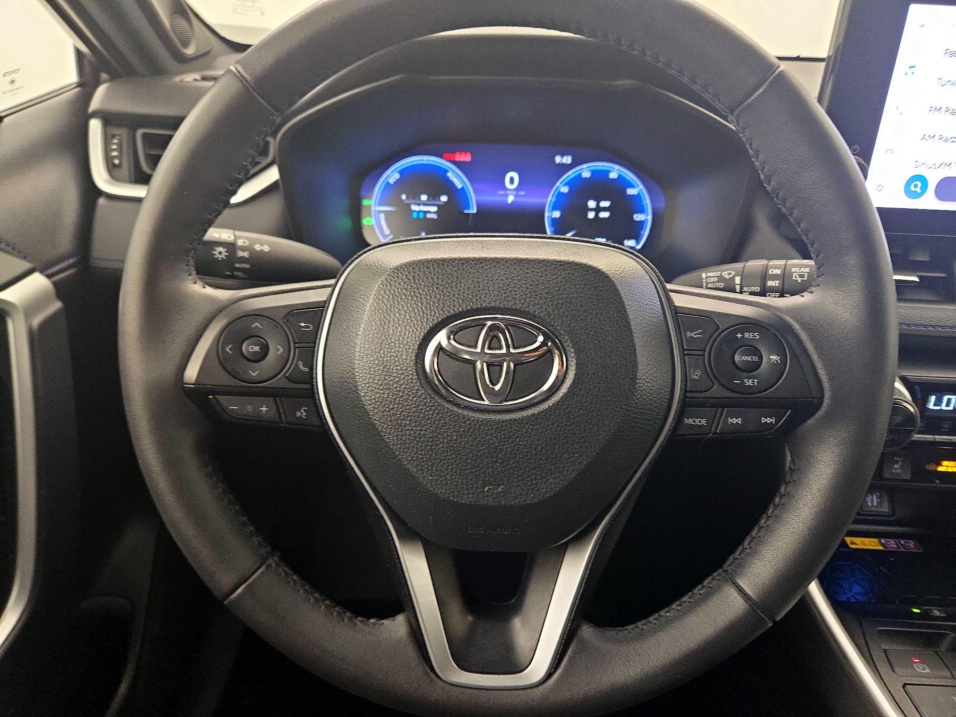 Thumbnail: 2023 Toyota RAV4 - 10
