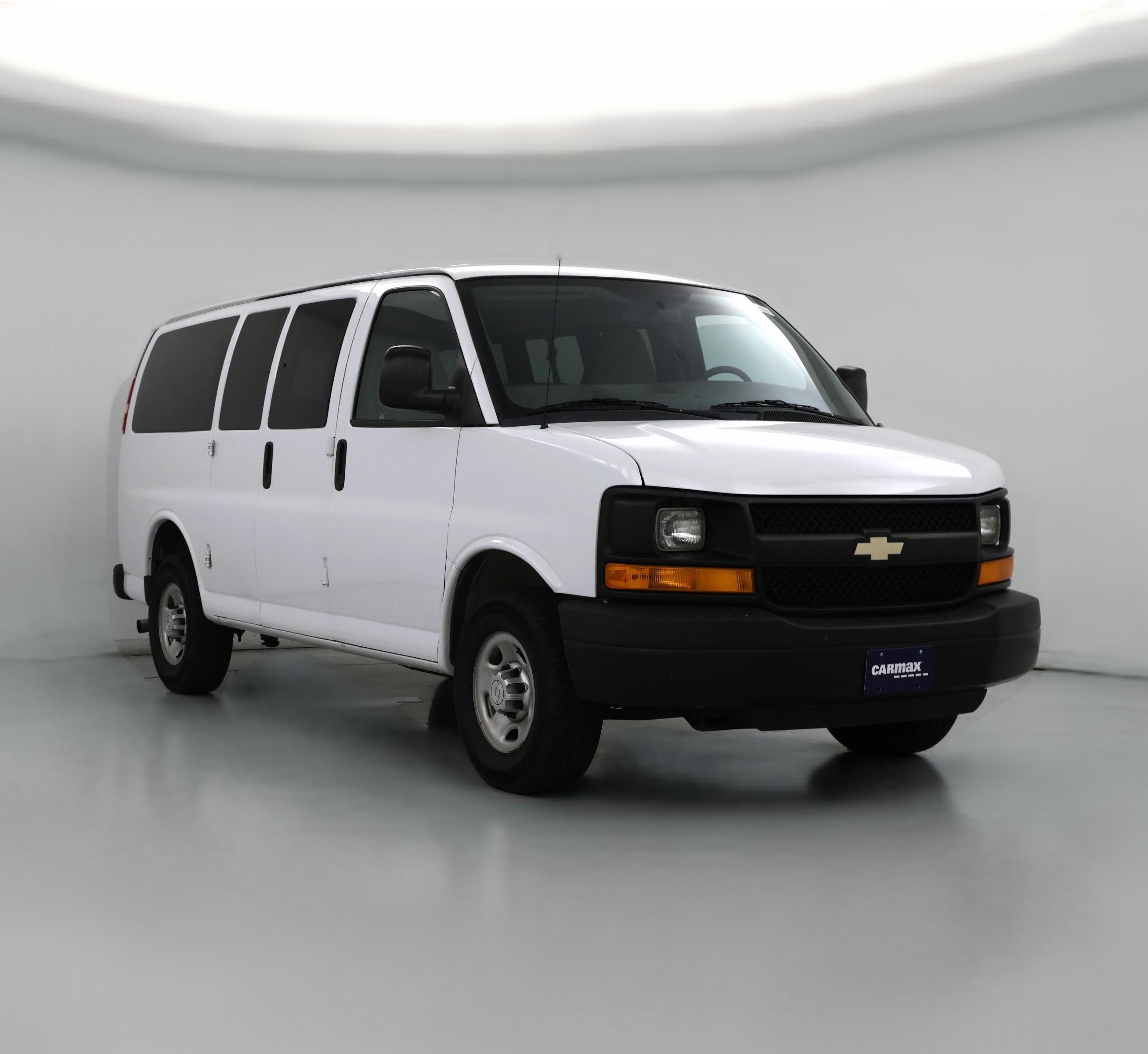 Thumbnail: 2015 Chevrolet Express - 1