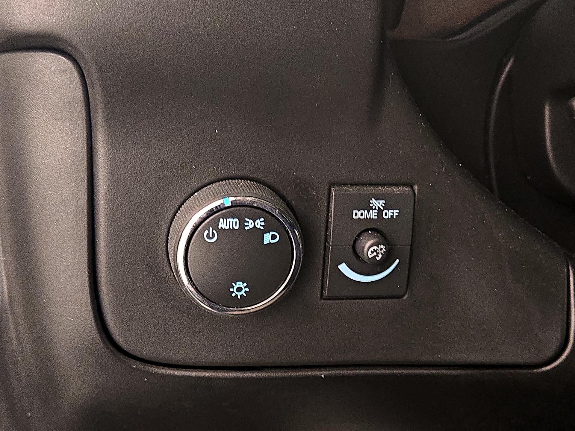 Thumbnail: 2015 Chevrolet Express - 13