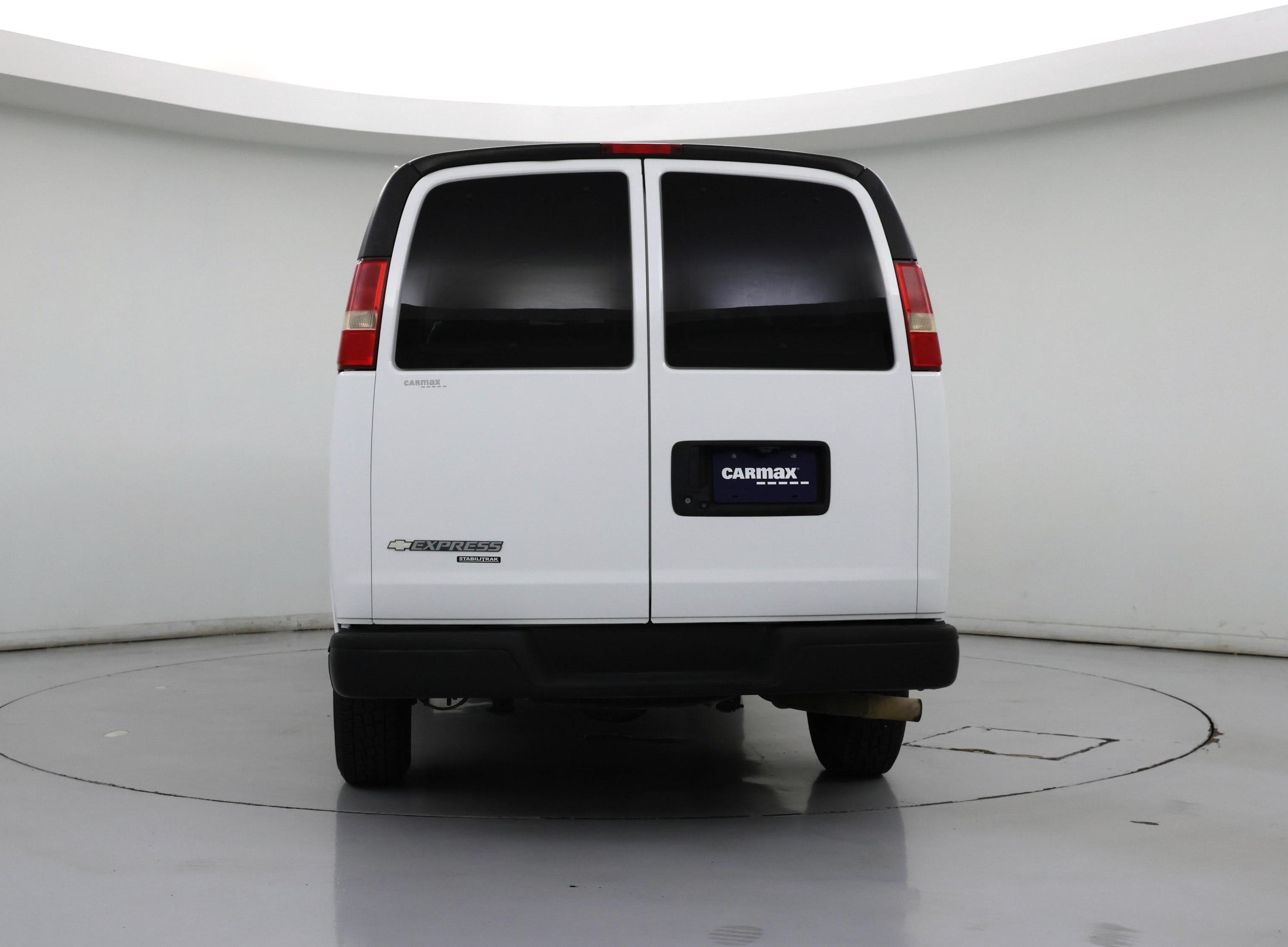Thumbnail: 2015 Chevrolet Express - 6