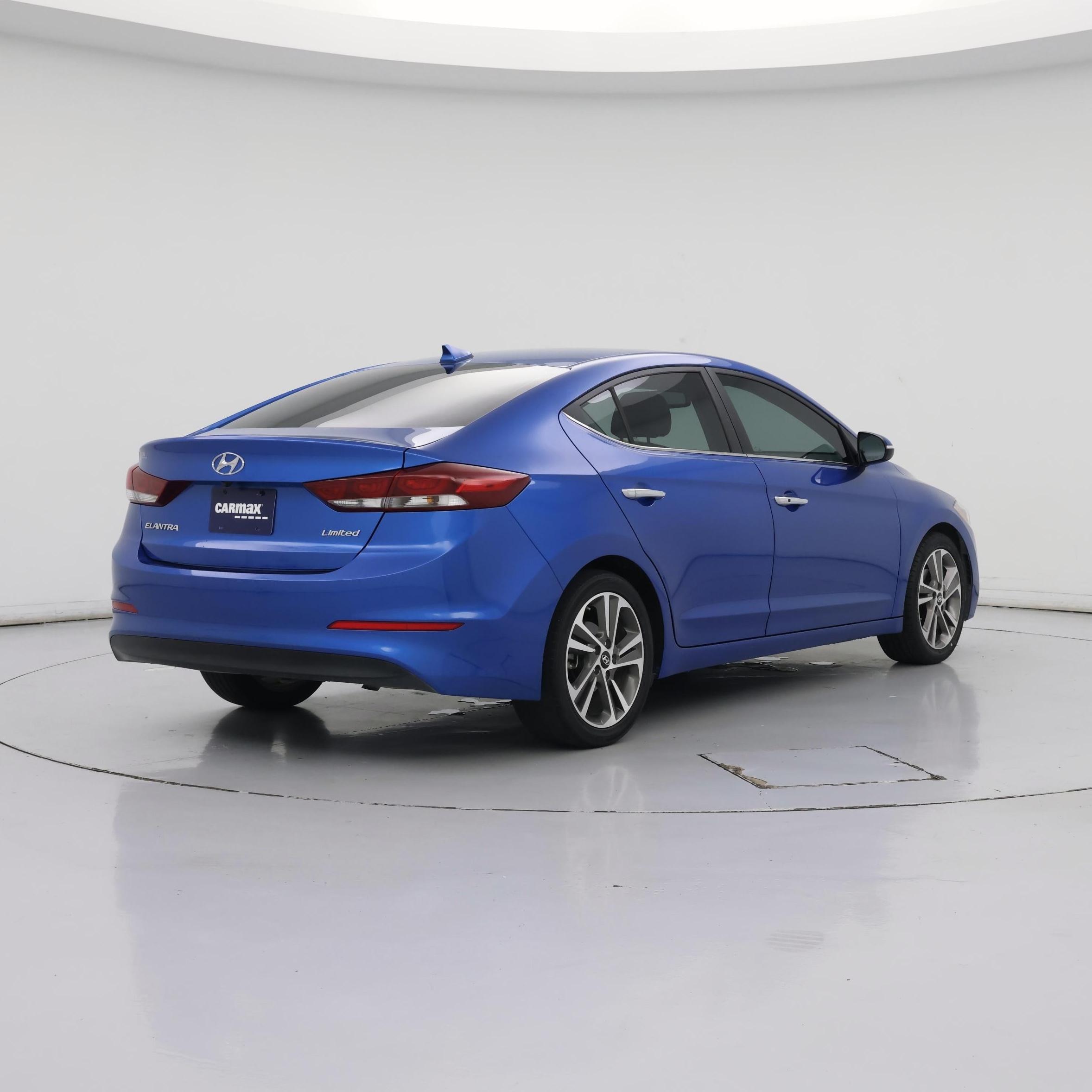 Thumbnail: 2017 Hyundai Elantra - 8