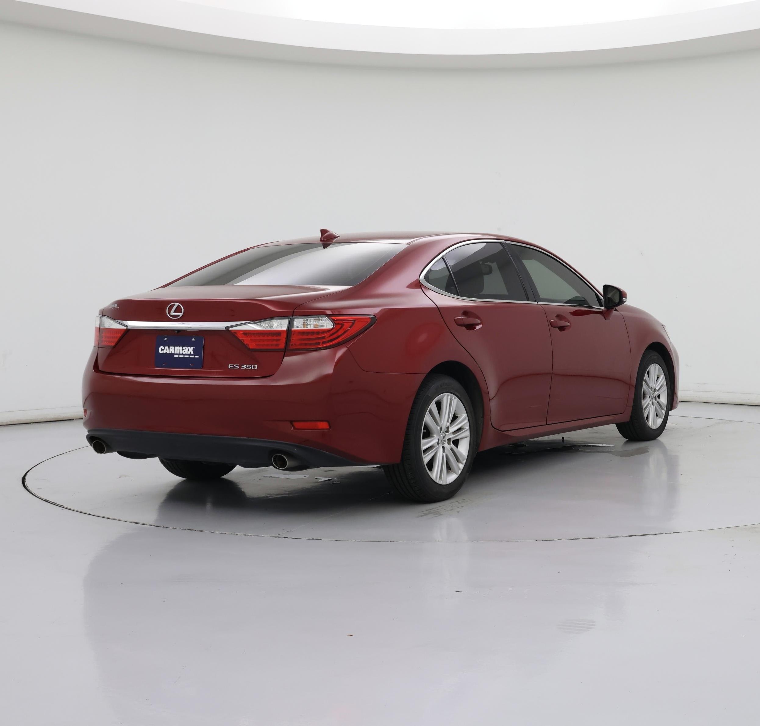 Thumbnail: 2015 Lexus ES - 8