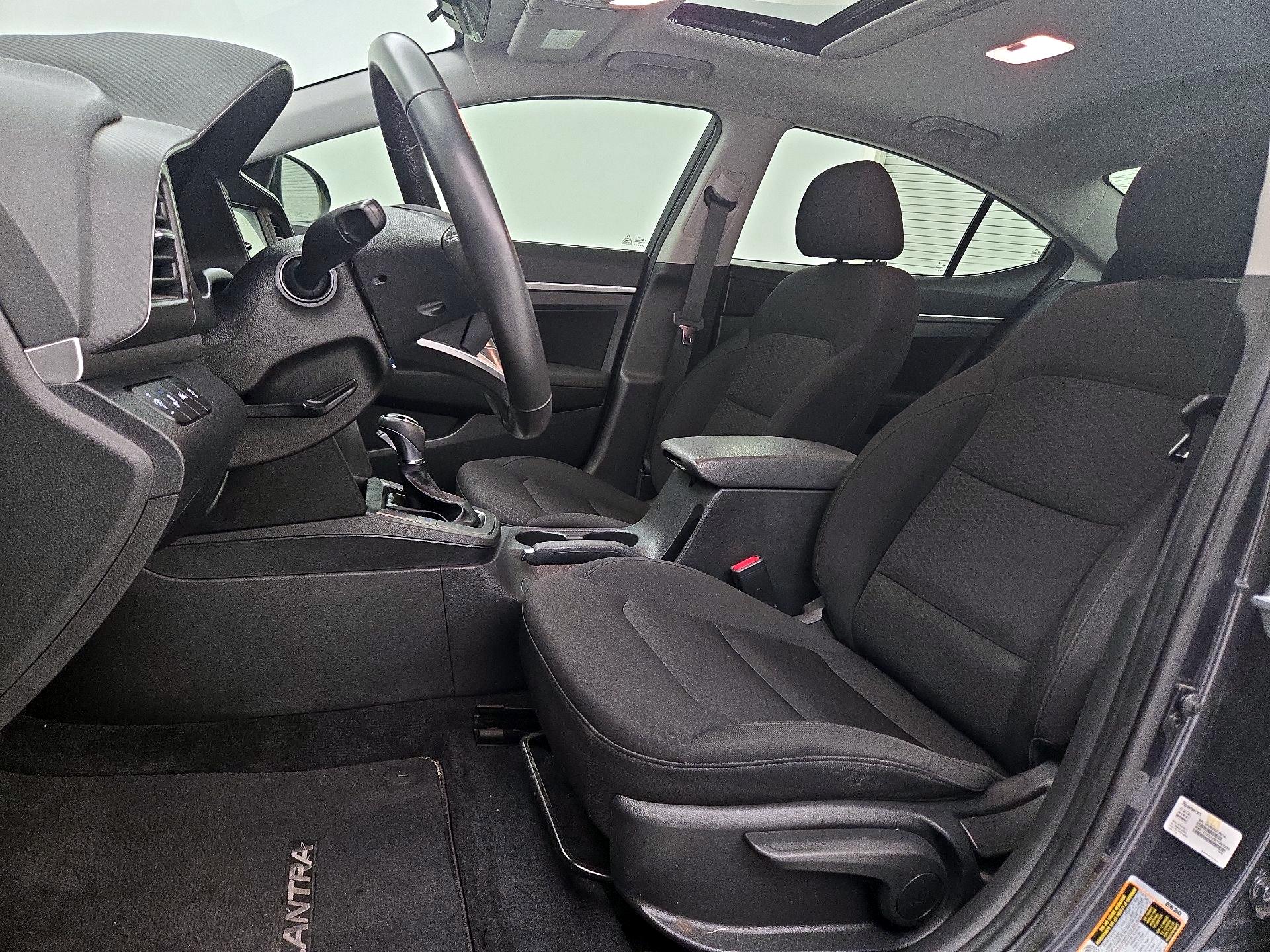 Thumbnail: 2020 Hyundai Elantra - 11