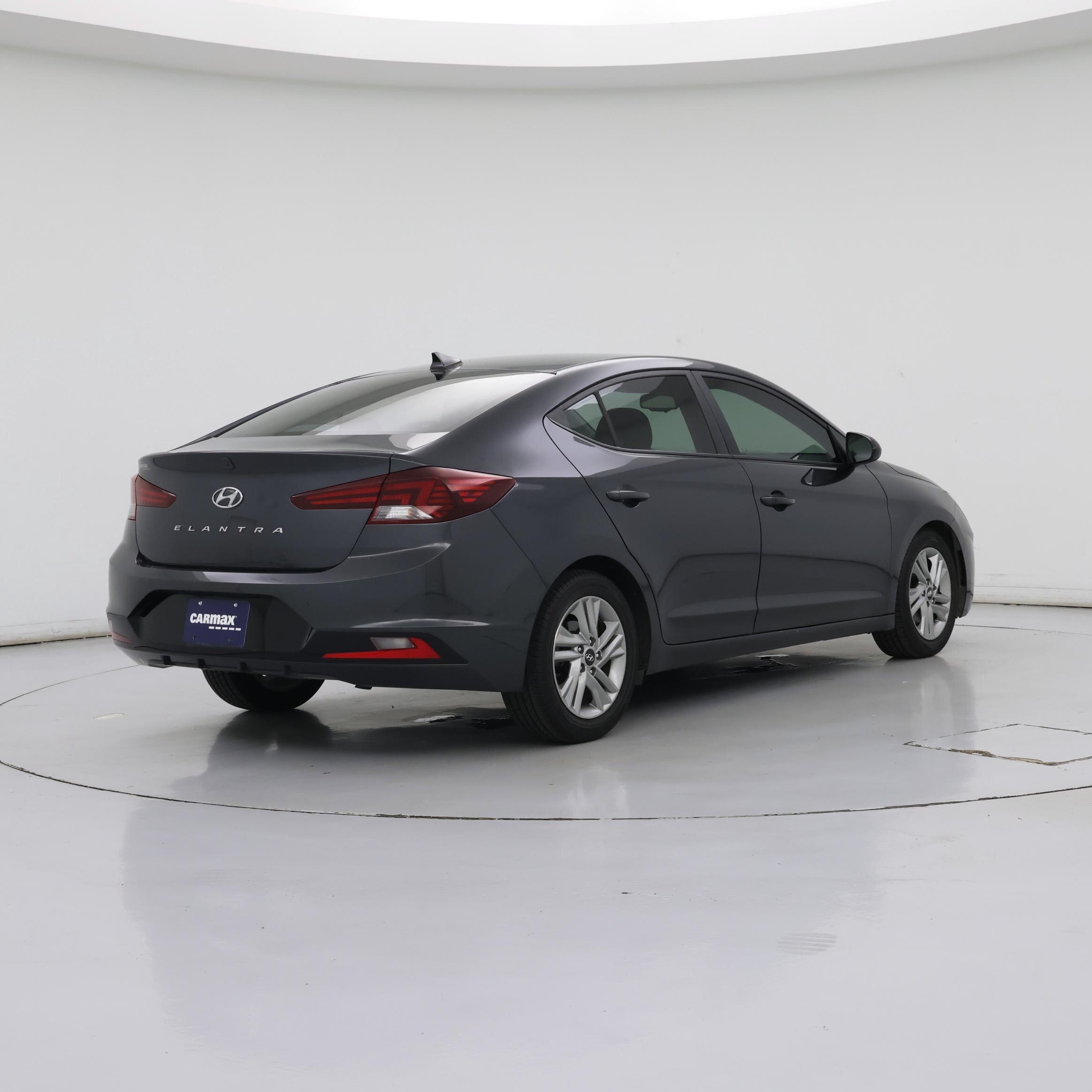 Thumbnail: 2020 Hyundai Elantra - 8