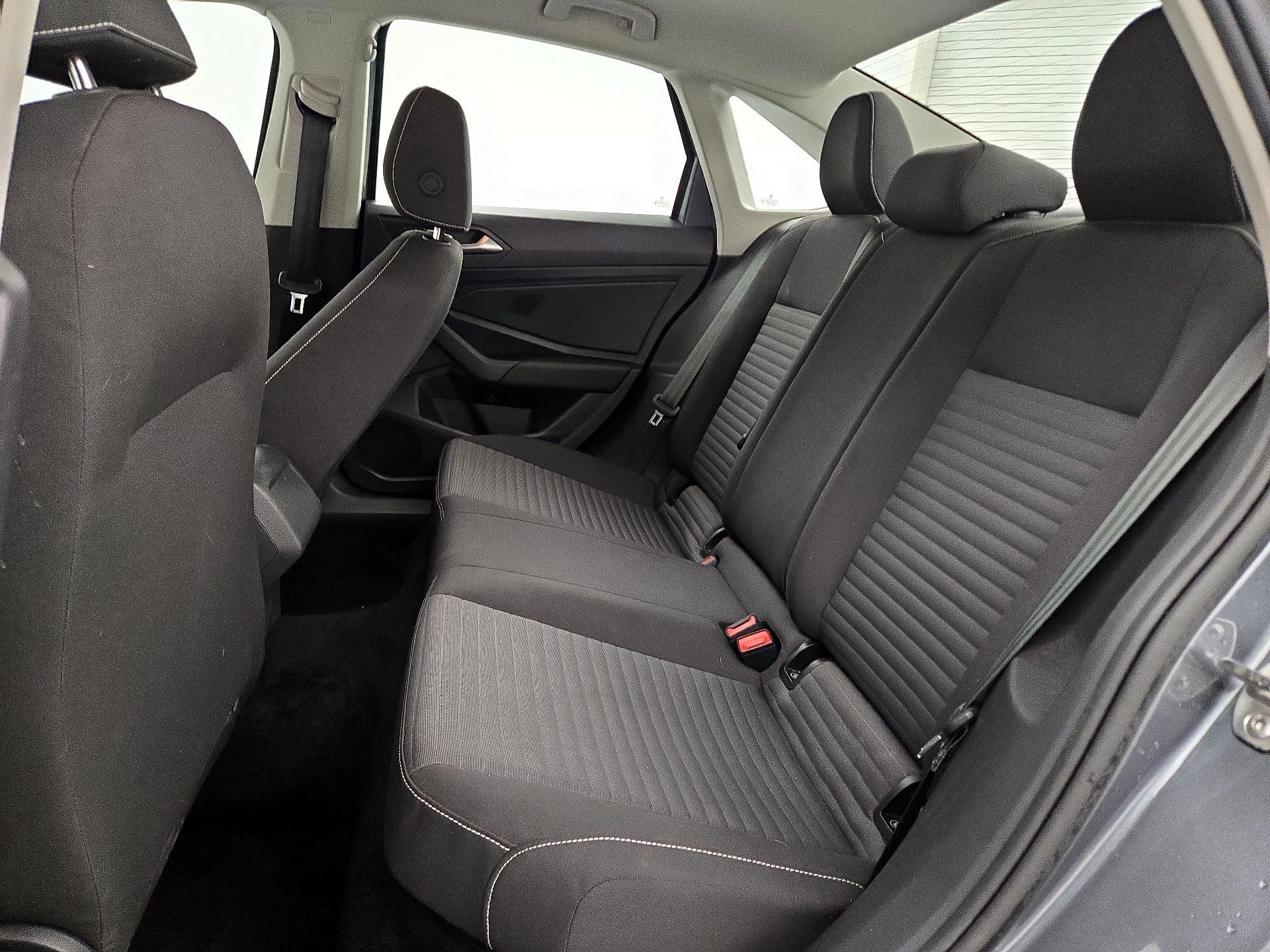 Thumbnail: 2024 Volkswagen Jetta - 19