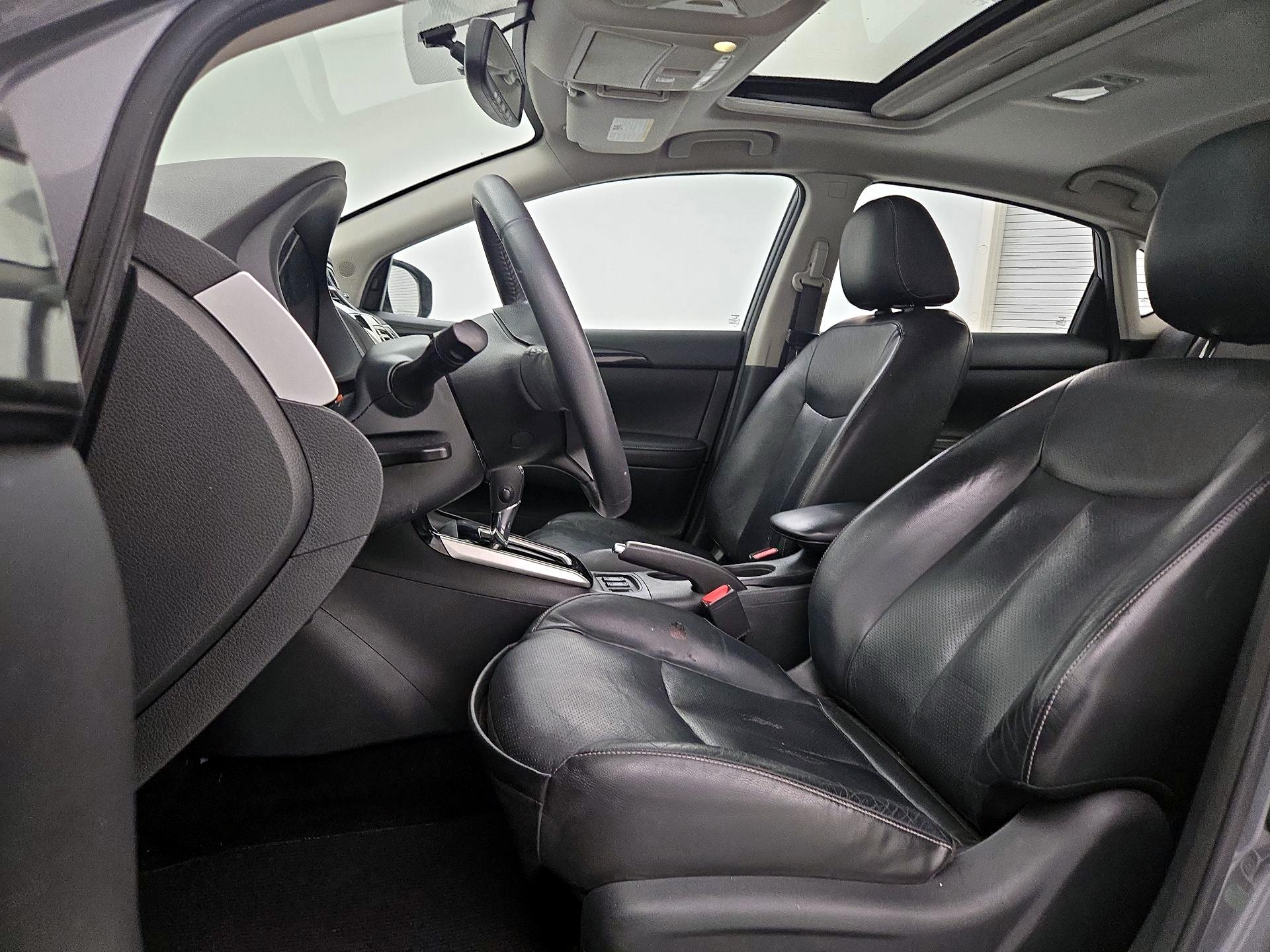 Thumbnail: 2016 Nissan Sentra - 11