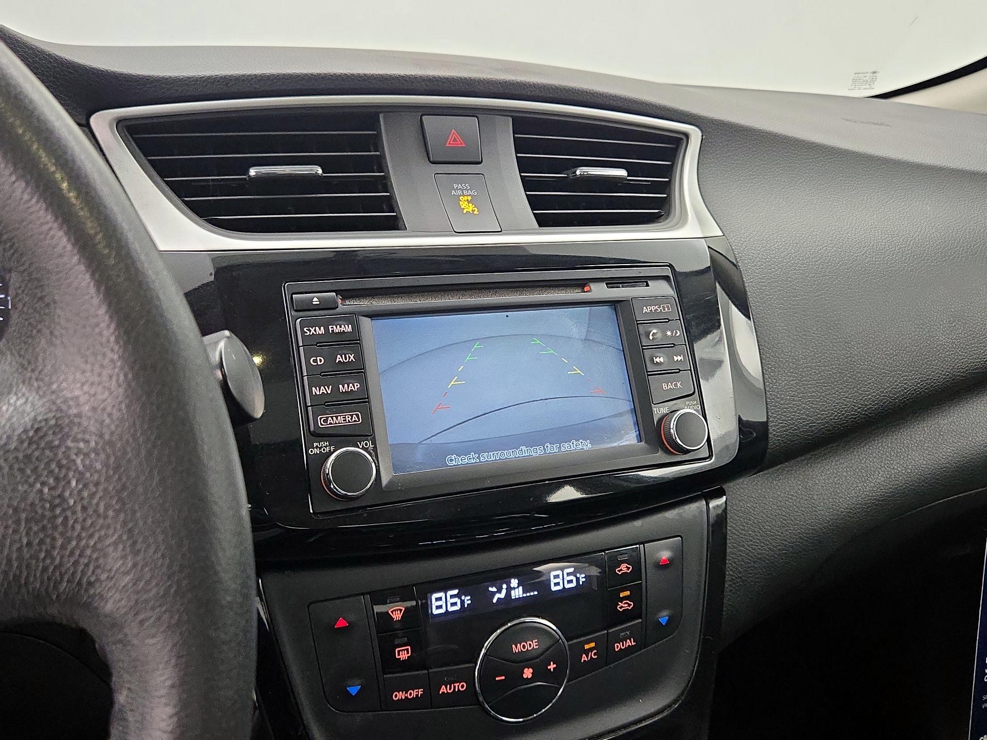 Thumbnail: 2016 Nissan Sentra - 15