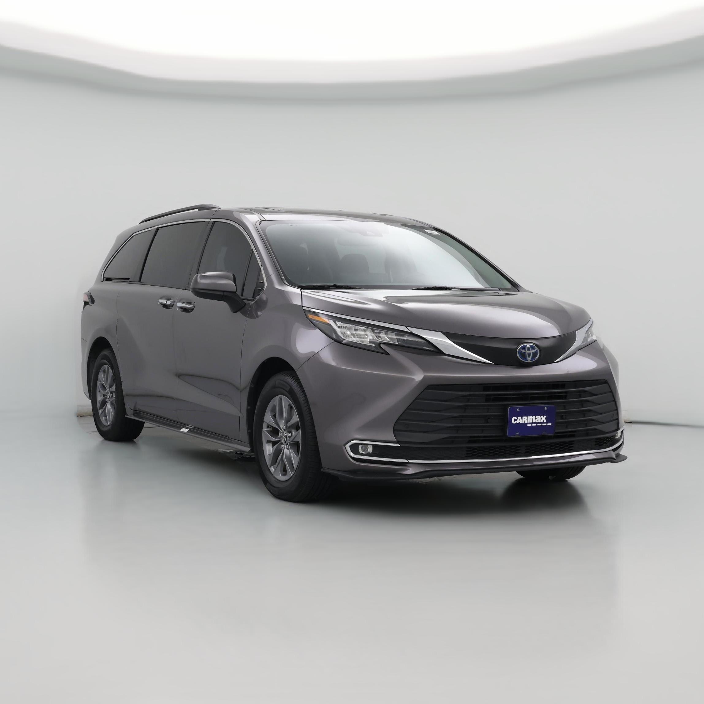 Thumbnail: 2022 Toyota Sienna - 1