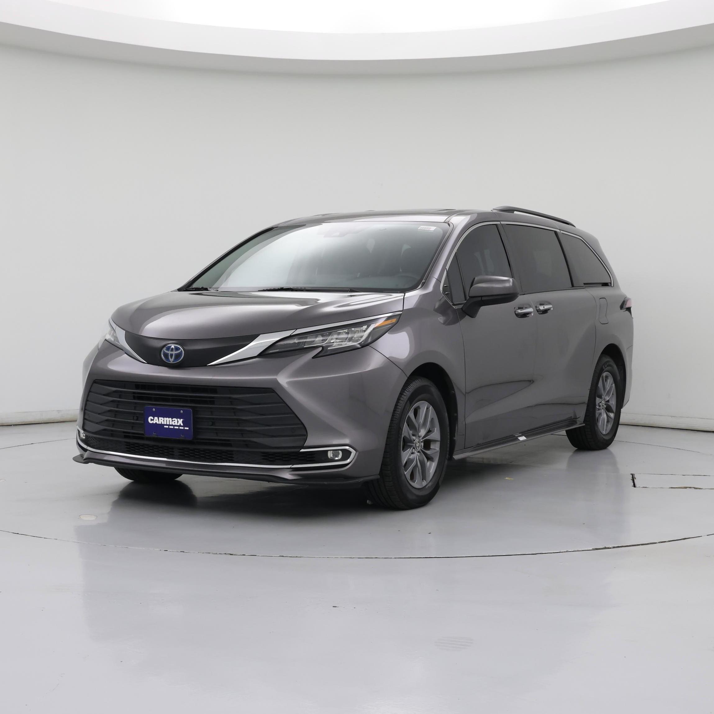 Thumbnail: 2022 Toyota Sienna - 4