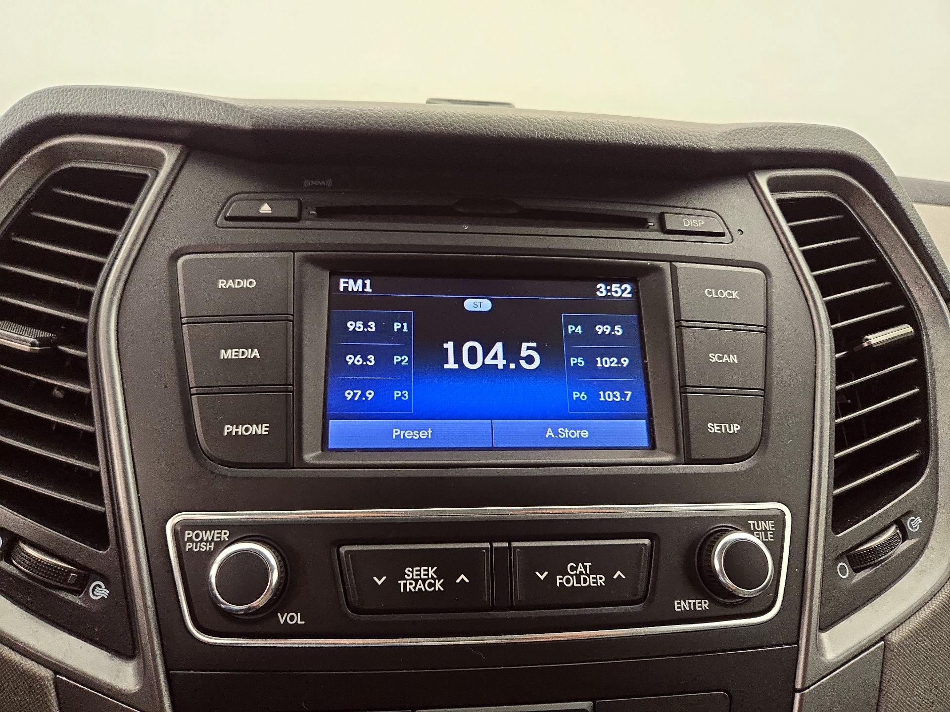 Thumbnail: 2017 Hyundai Santa Fe - 15